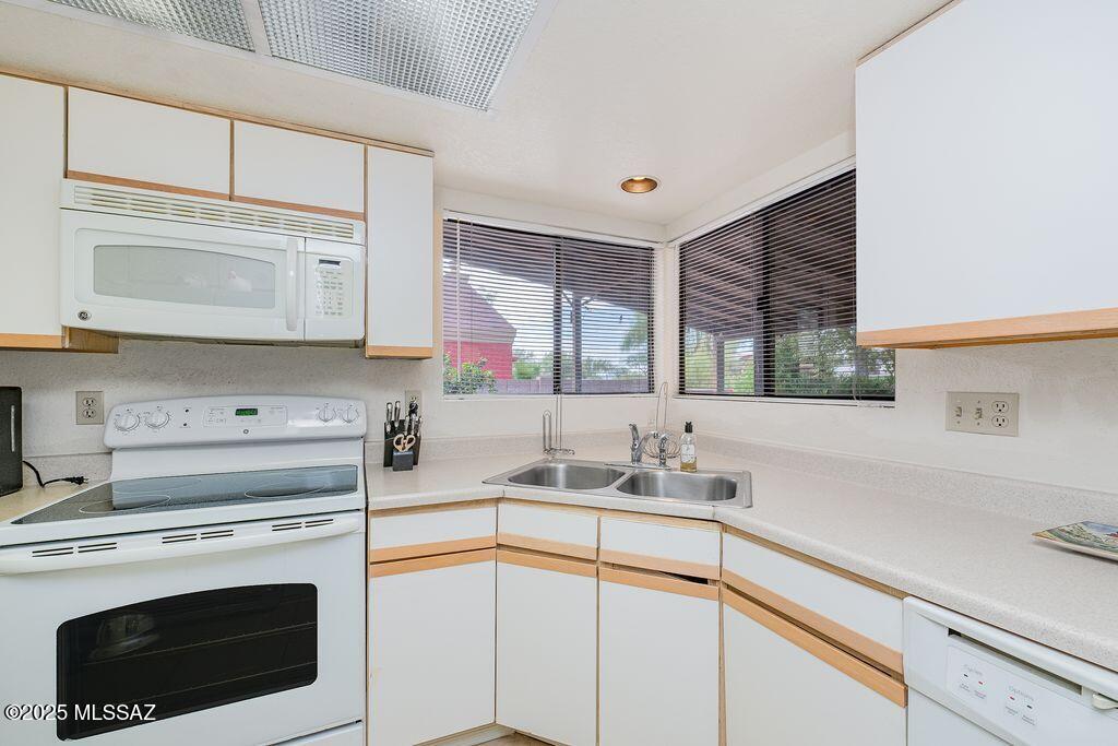 Pima Hollow Patio Homes - Residential