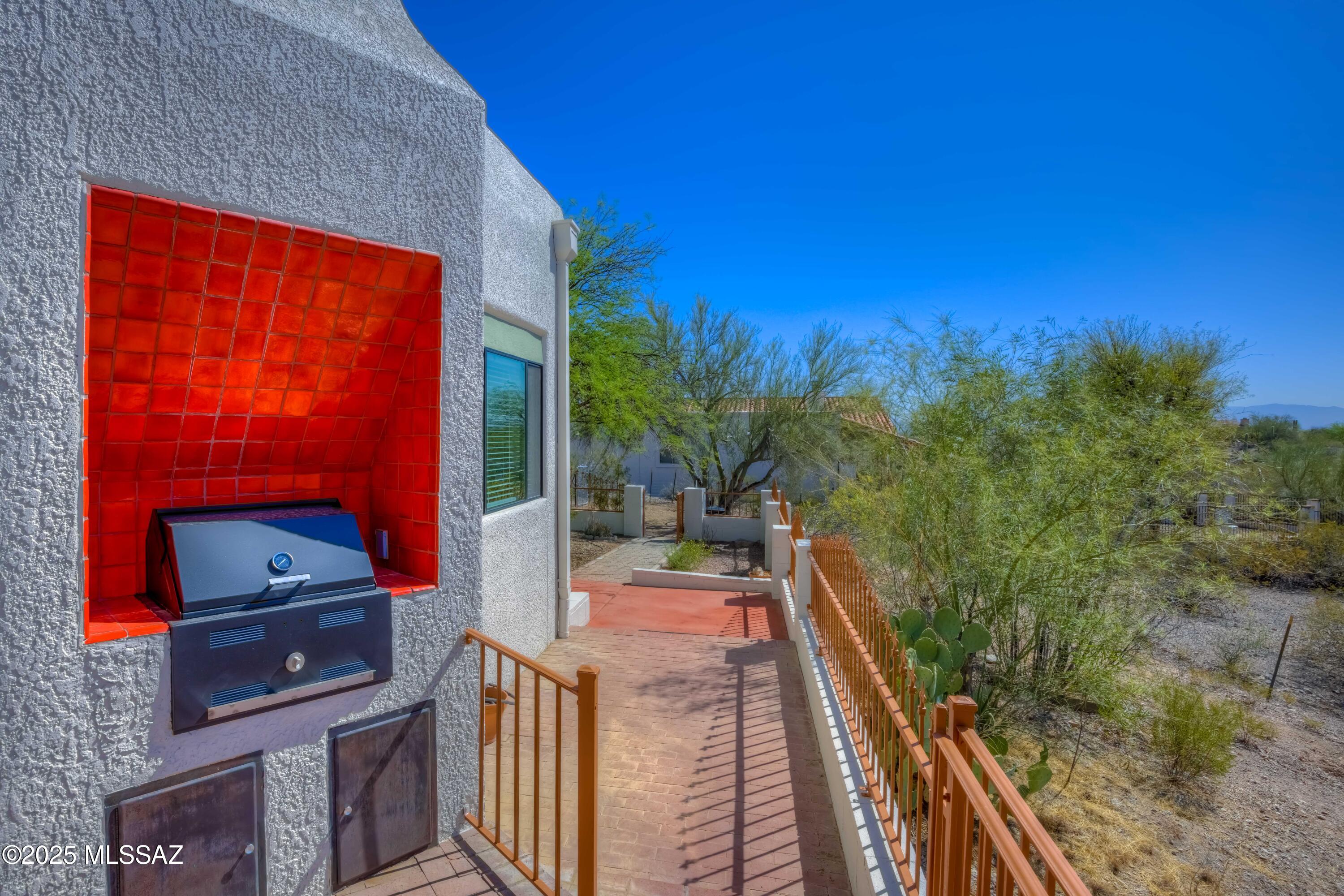Rancho El Moraga (1-16) - Residential