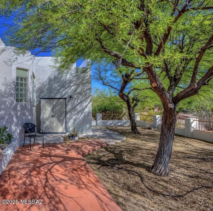 Rancho El Moraga (1-16) - Residential