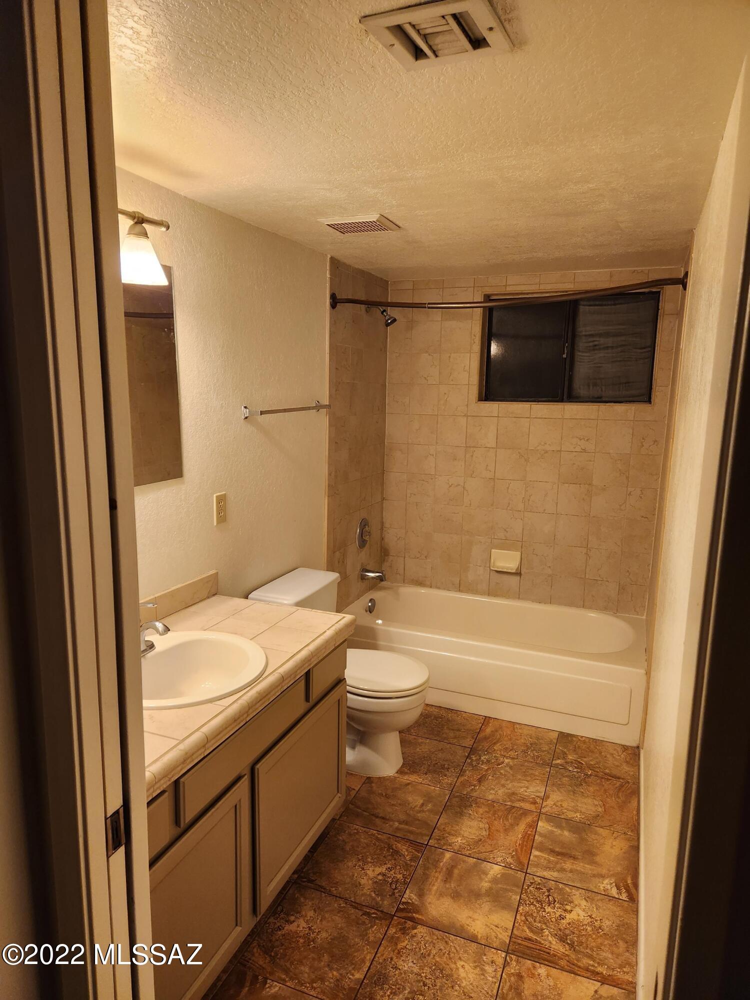 Palo Verde Square Townhouses (1-9) - Residential Lease