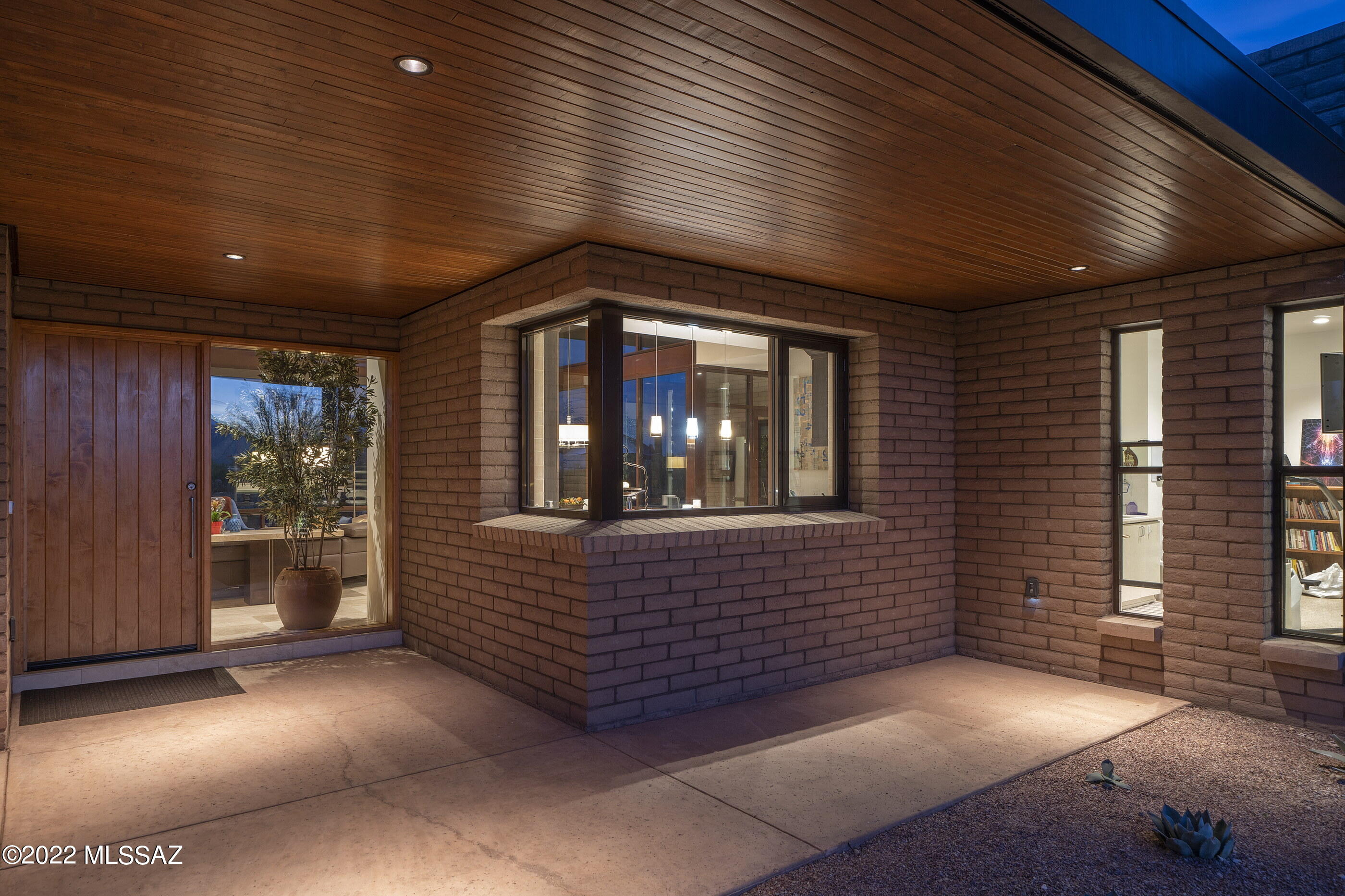 La Cholla Airpark - Residential