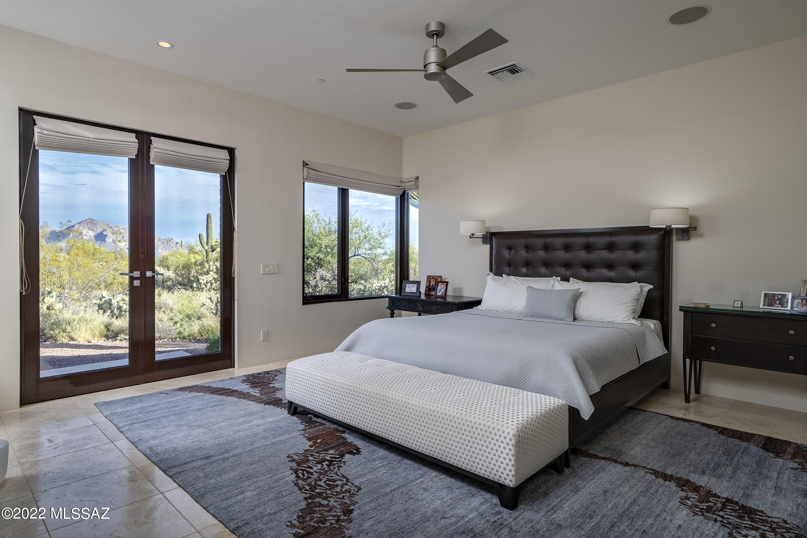 La Cholla Airpark - Residential