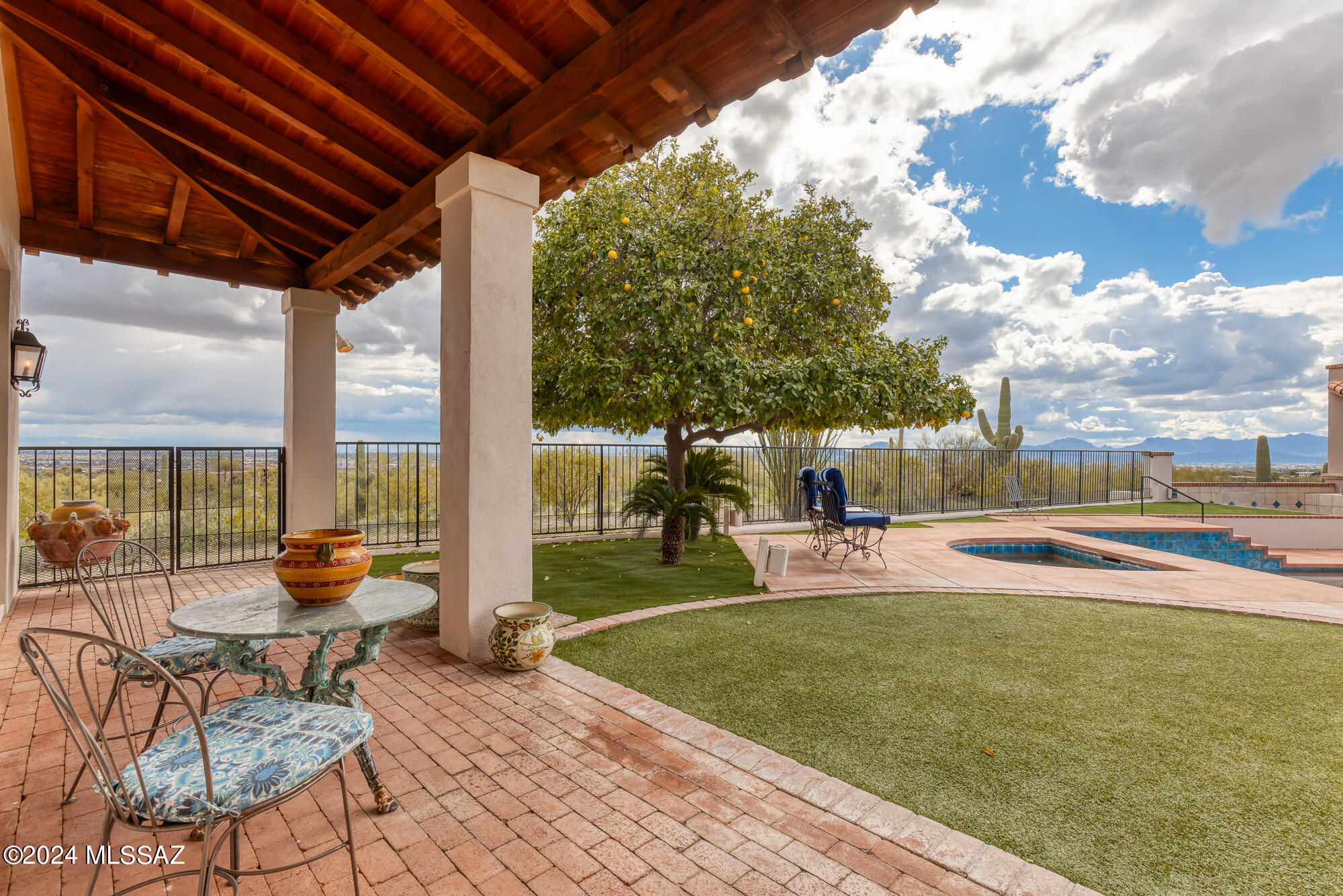 La Puerta On Hacienda Del Sol (1-10) - Residential