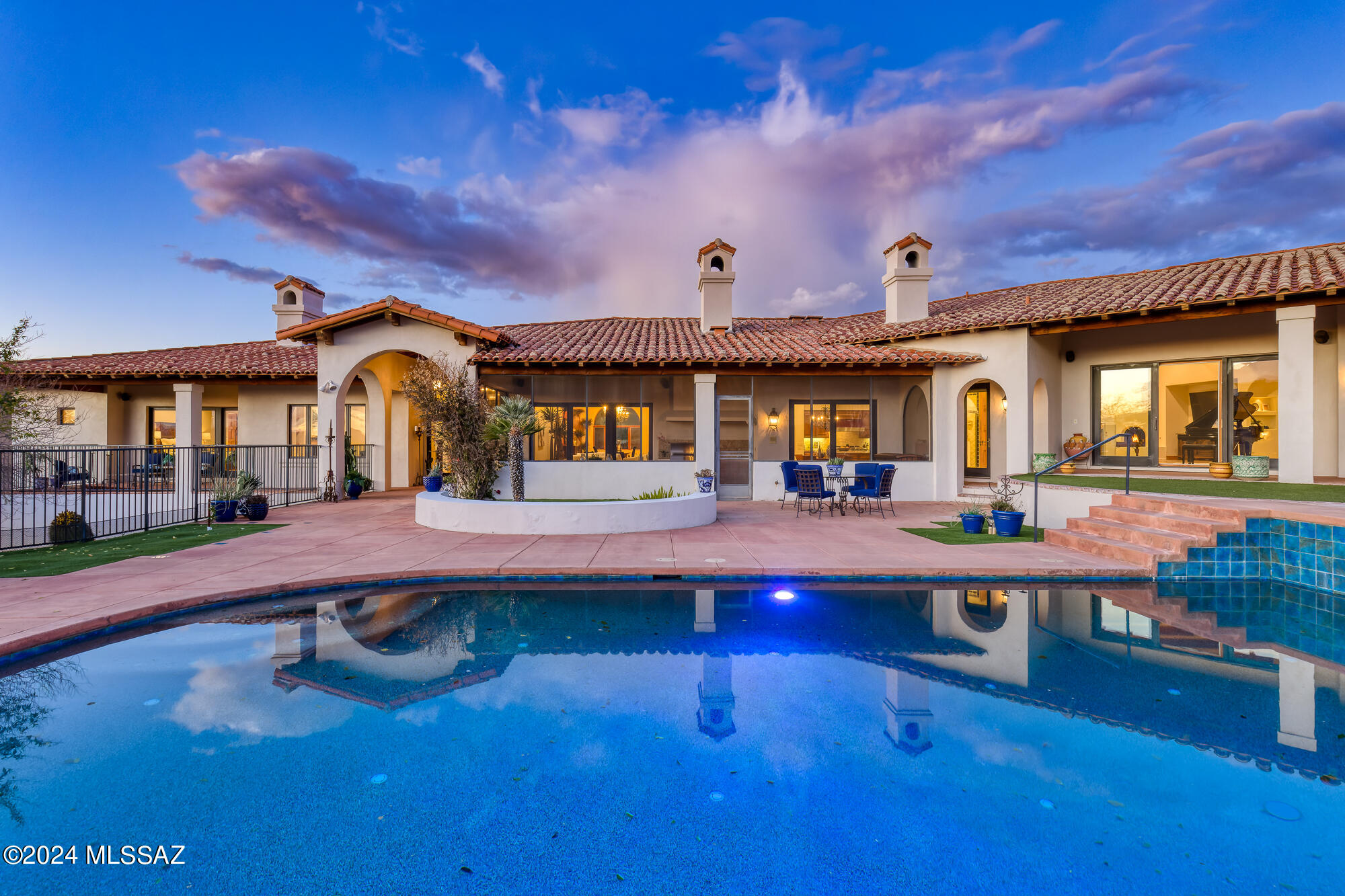 La Puerta On Hacienda Del Sol (1-10) - Residential