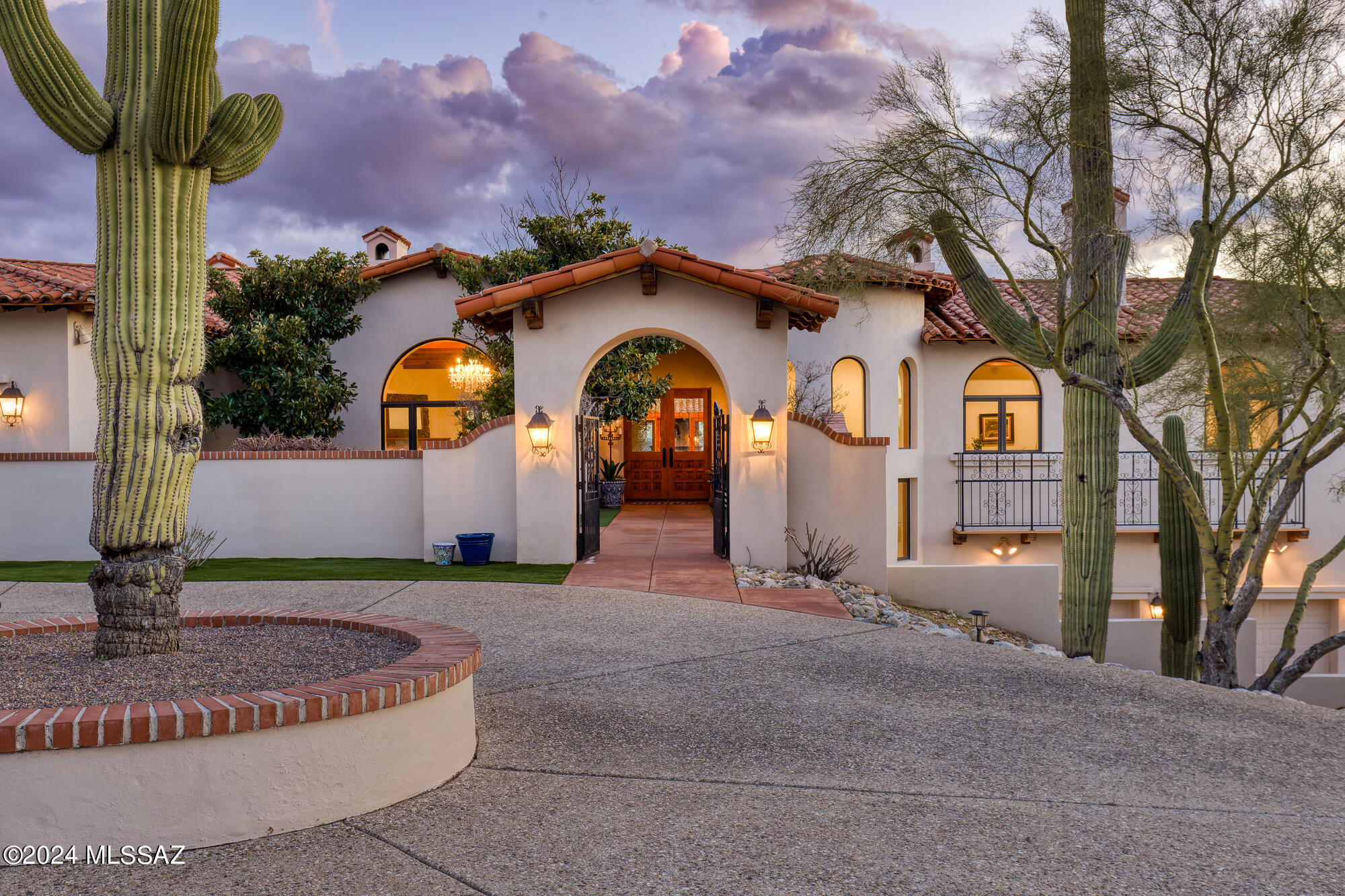 La Puerta On Hacienda Del Sol (1-10) - Residential