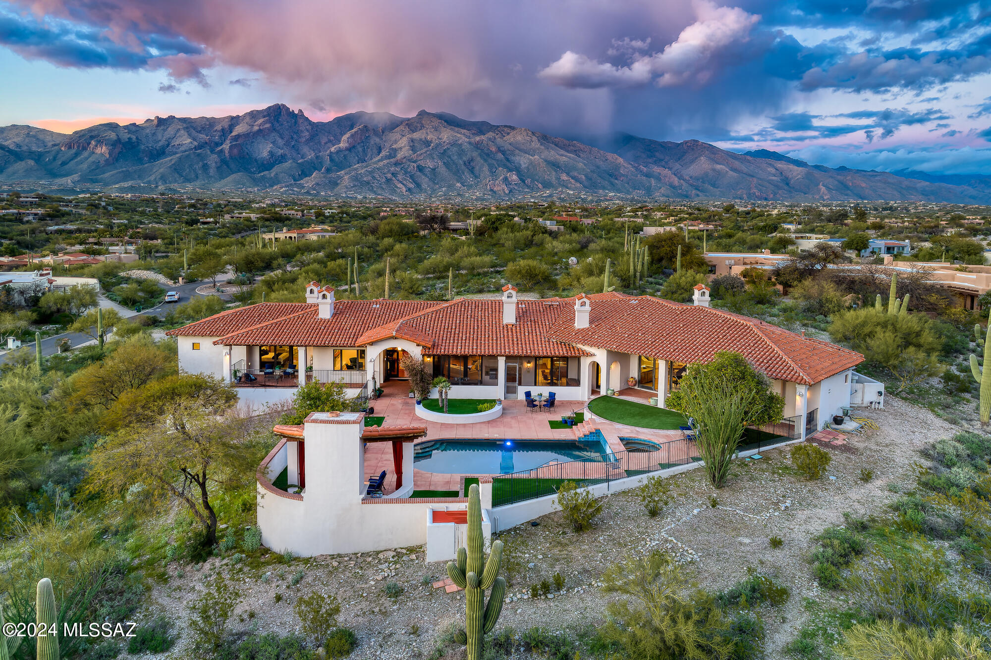 La Puerta On Hacienda Del Sol (1-10) - Residential