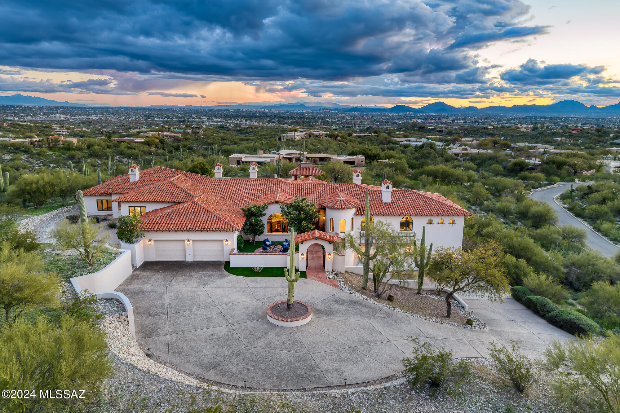 La Puerta On Hacienda Del Sol (1-10) - Residential