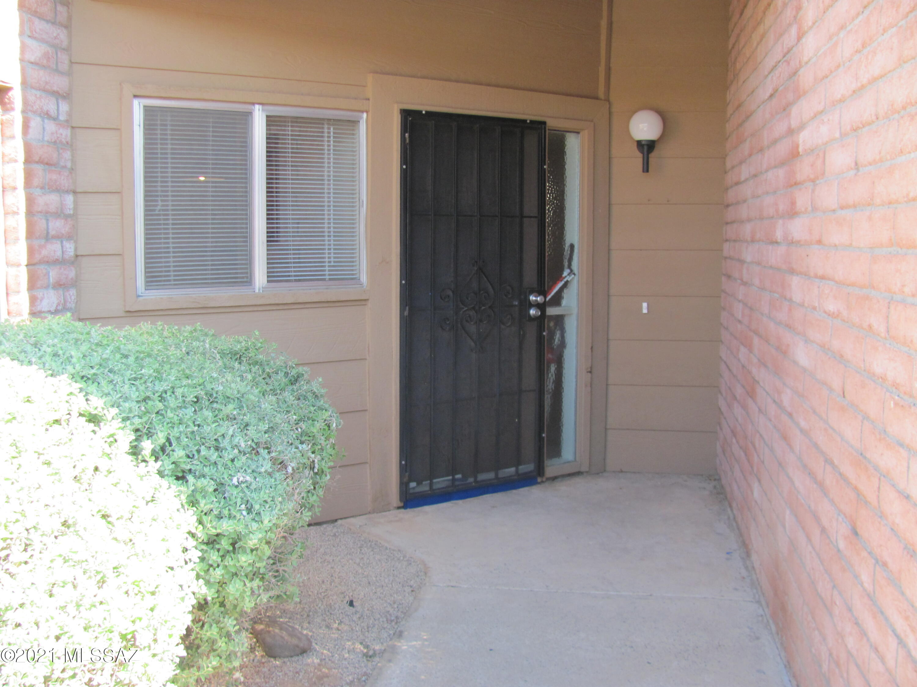 McCormick PlaceTwnhms Blk III (1-71) - Residential Lease