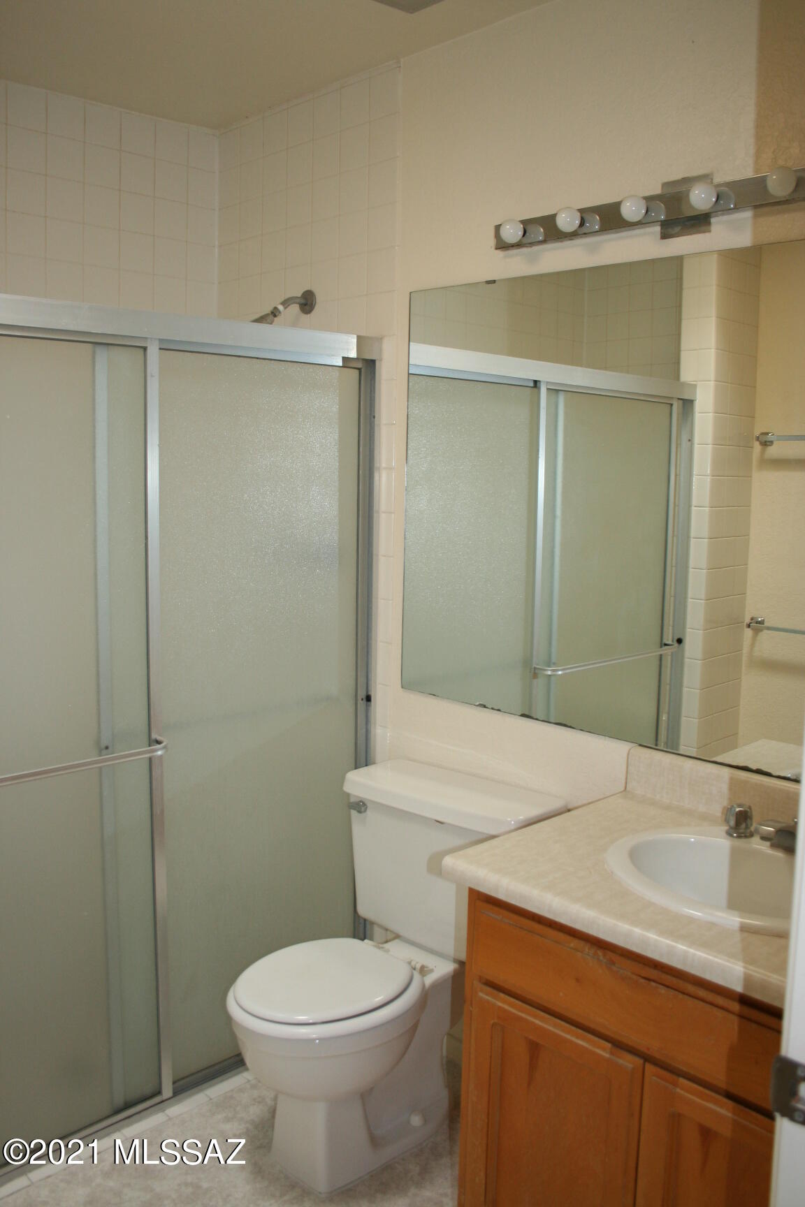 McCormick PlaceTwnhms Blk III (1-71) - Residential Lease