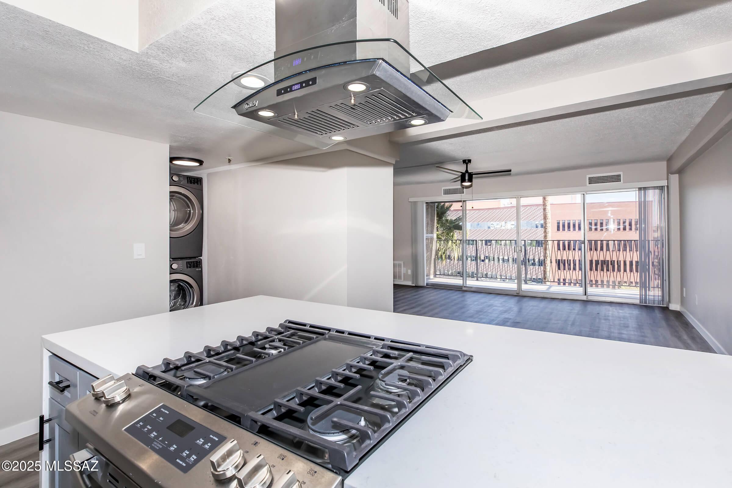 425 W Paseo Redondo 4H