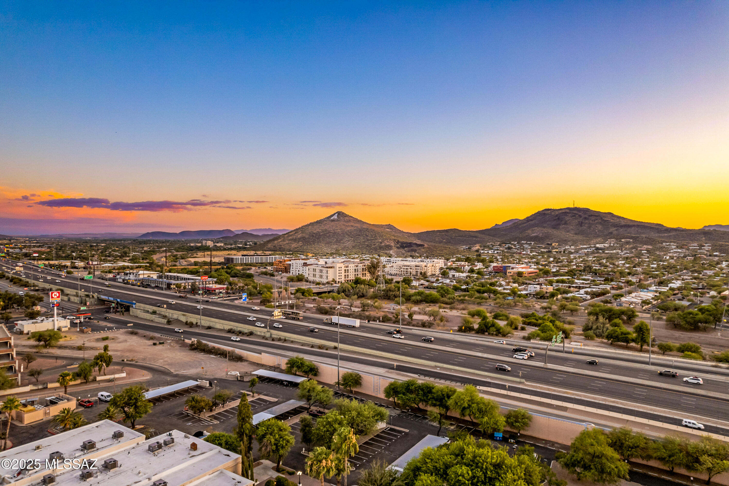 425 W Paseo Redondo 4H