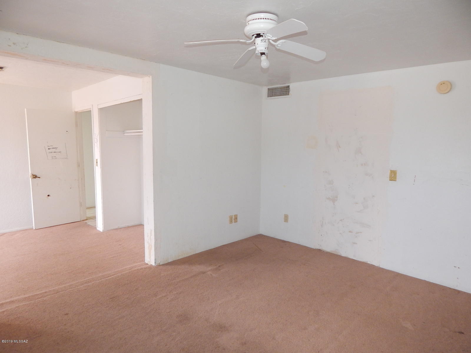 Mission West (1-370) - Residential