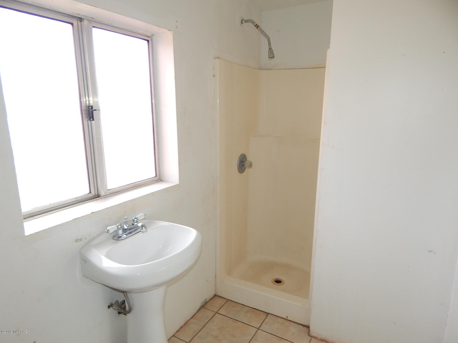 Mission West (1-370) - Residential
