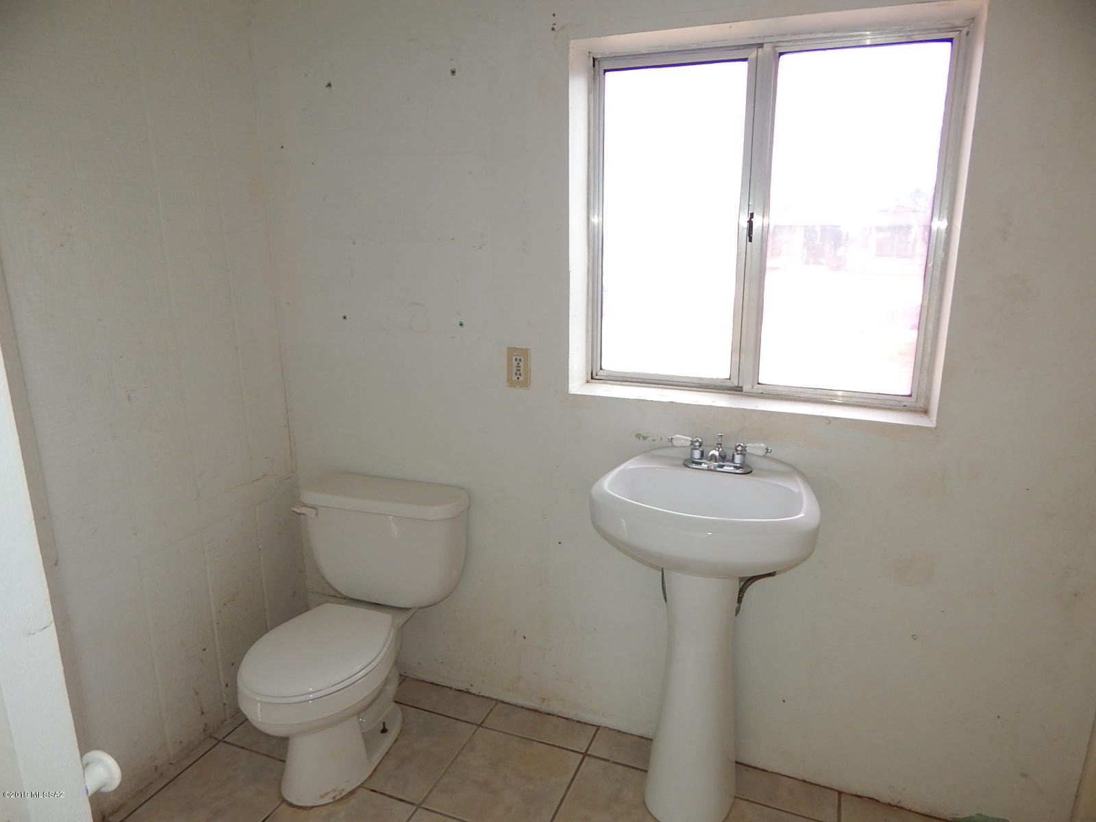 Mission West (1-370) - Residential