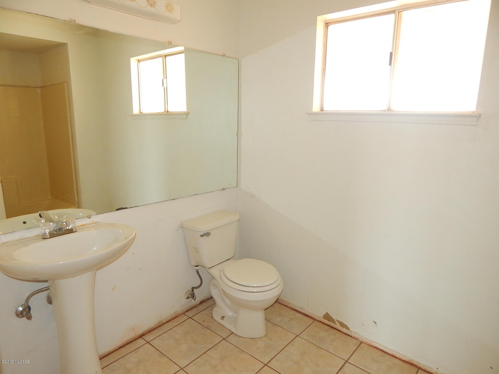 Mission West (1-370) - Residential