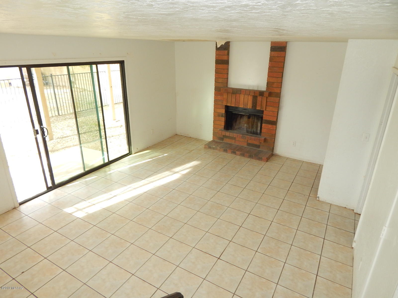 Mission West (1-370) - Residential