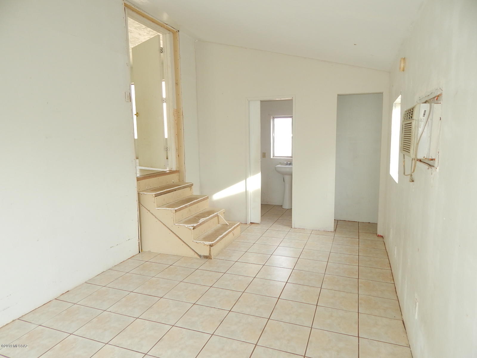 Mission West (1-370) - Residential