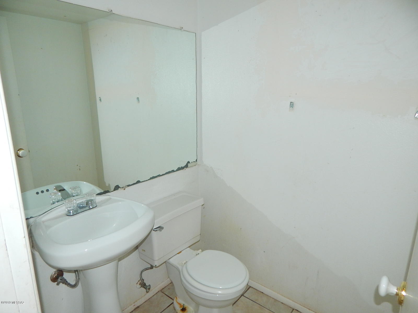 Mission West (1-370) - Residential
