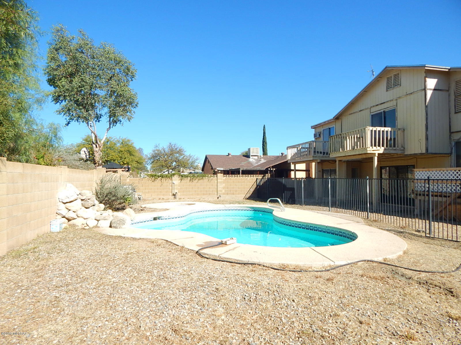 Mission West (1-370) - Residential