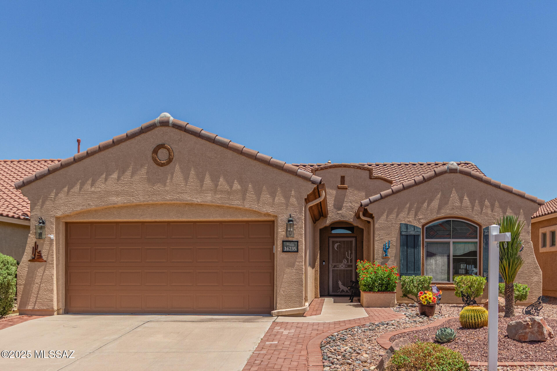 14235 S Via Del Farolito