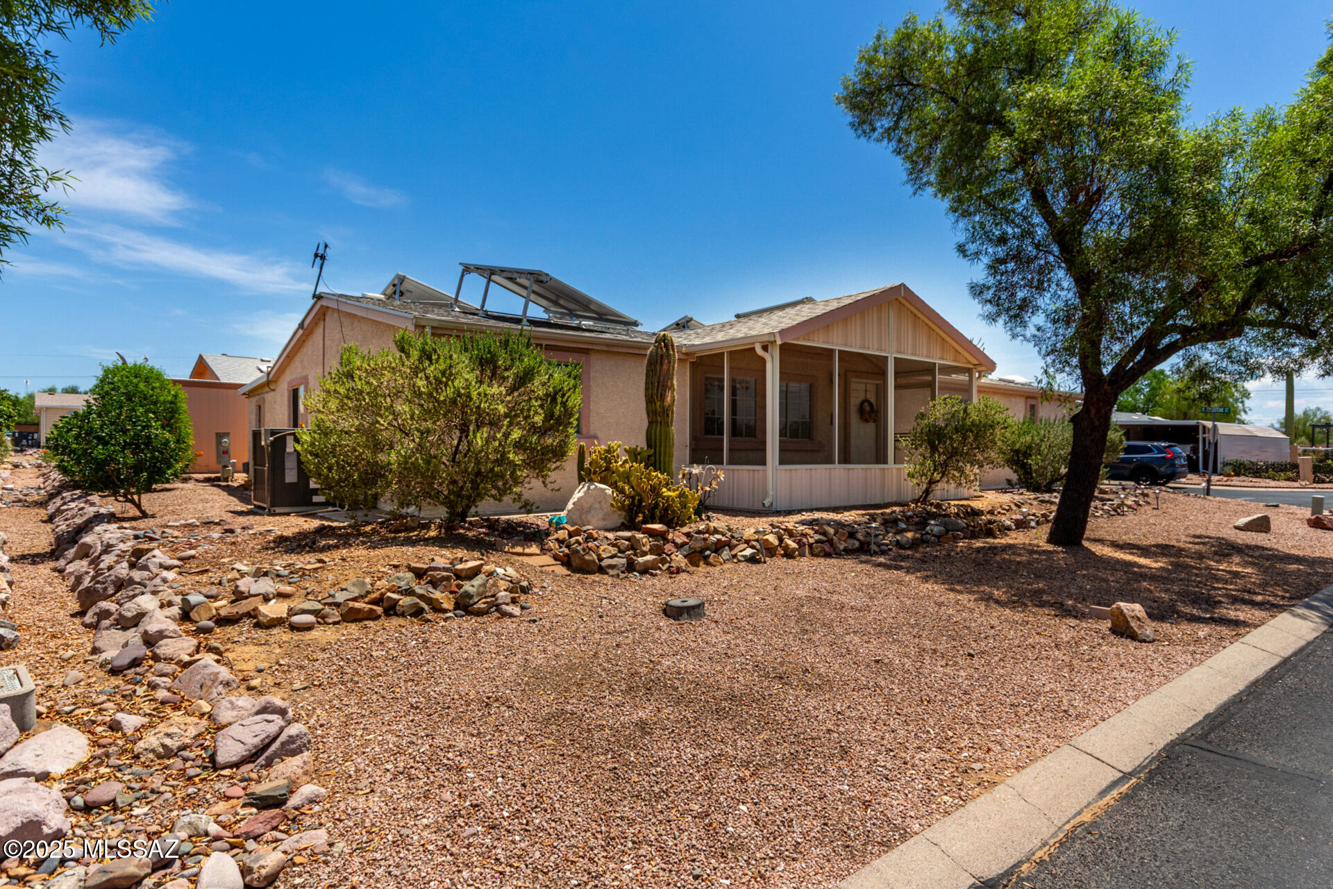 7654 W Edgestone Street