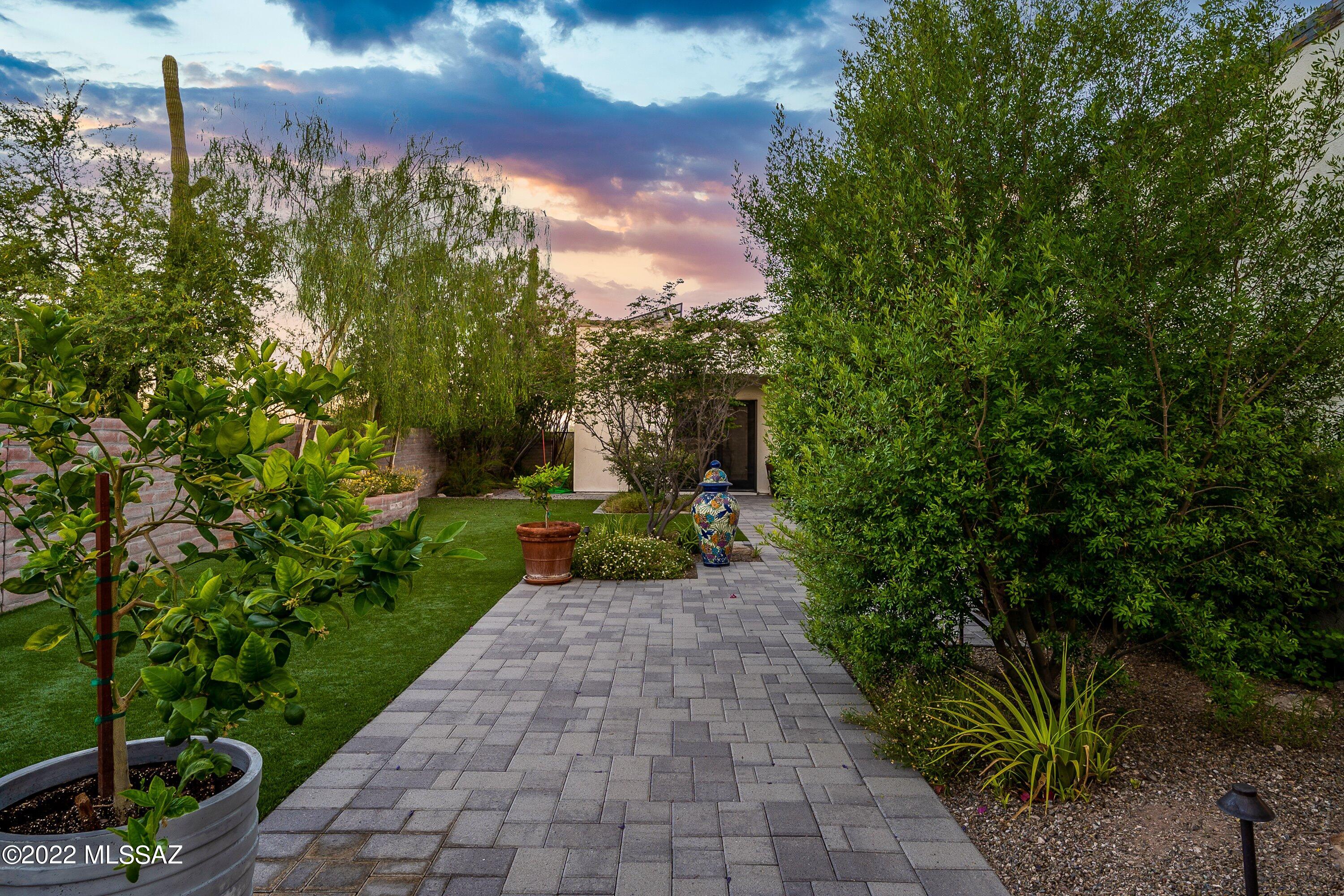 Catalina Foothills Estates NO. 5 - Residential