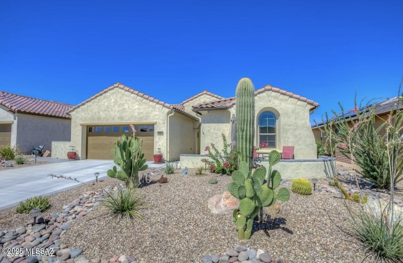 481 N Rolling Thunder Drive