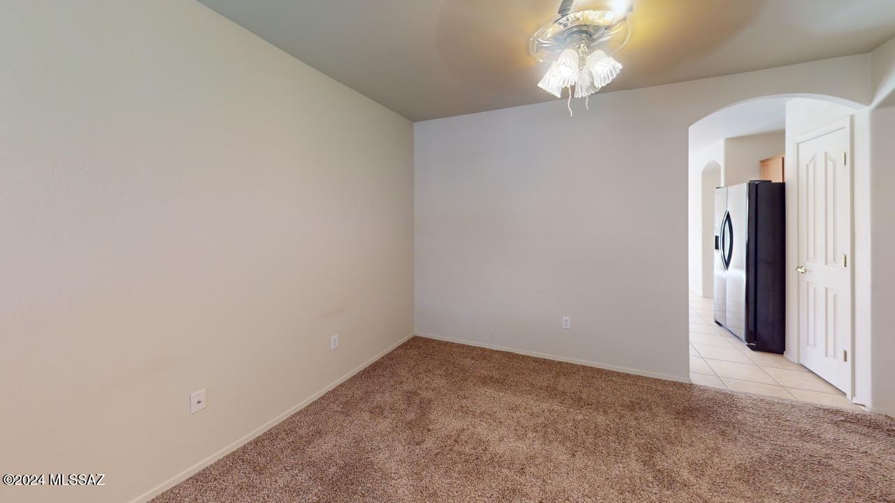 Valencia Reserve (1-326) - Residential Lease