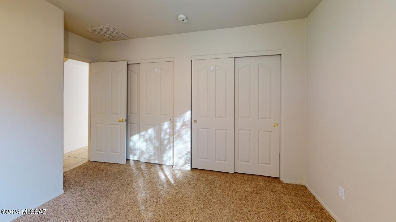 Valencia Reserve (1-326) - Residential Lease