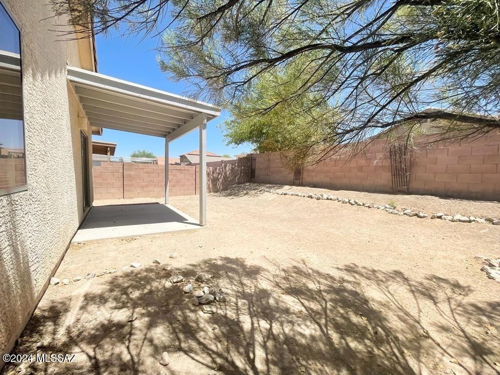 Valencia Reserve (1-326) - Residential Lease