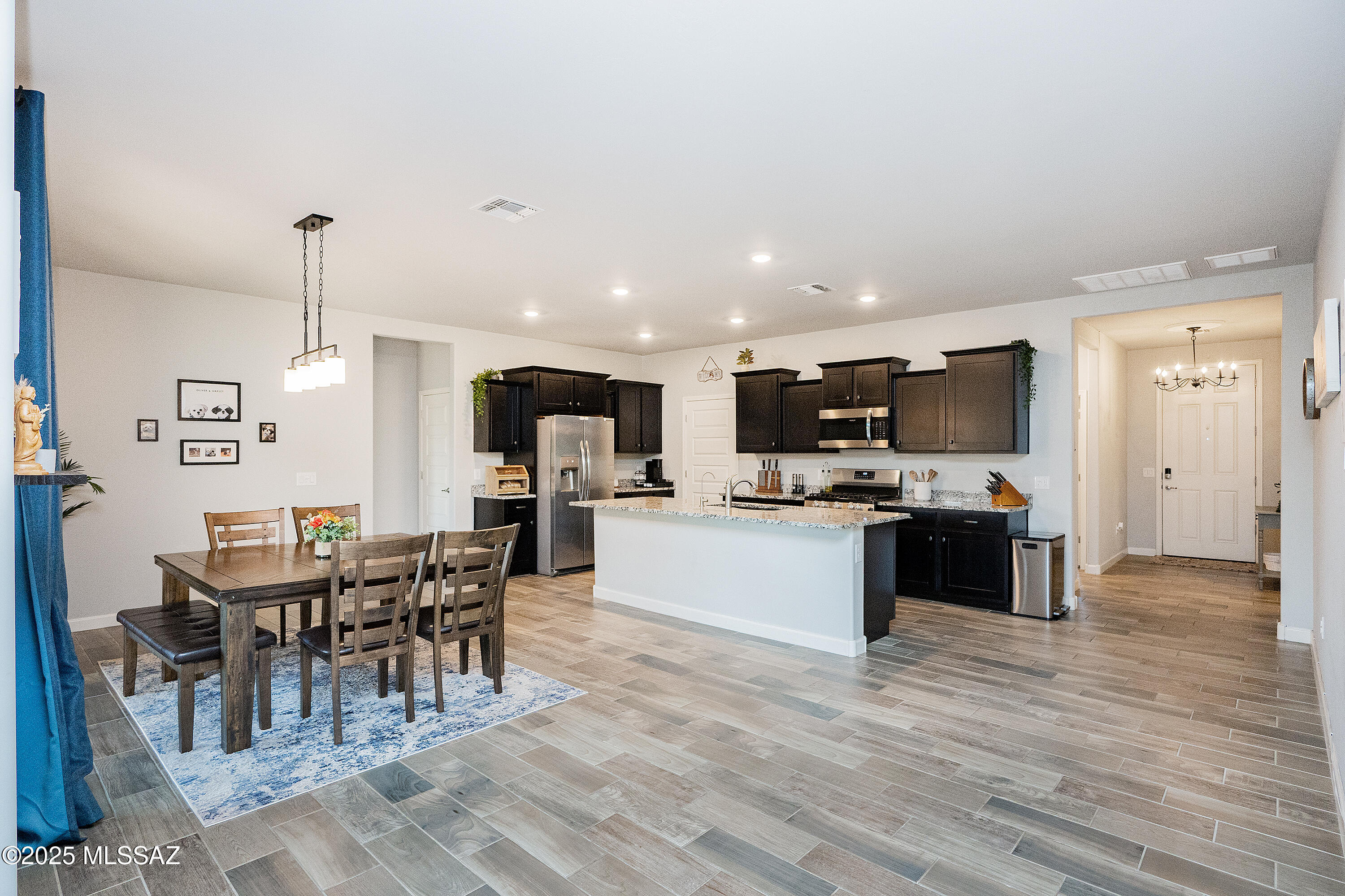 223 W Sg Posey Street