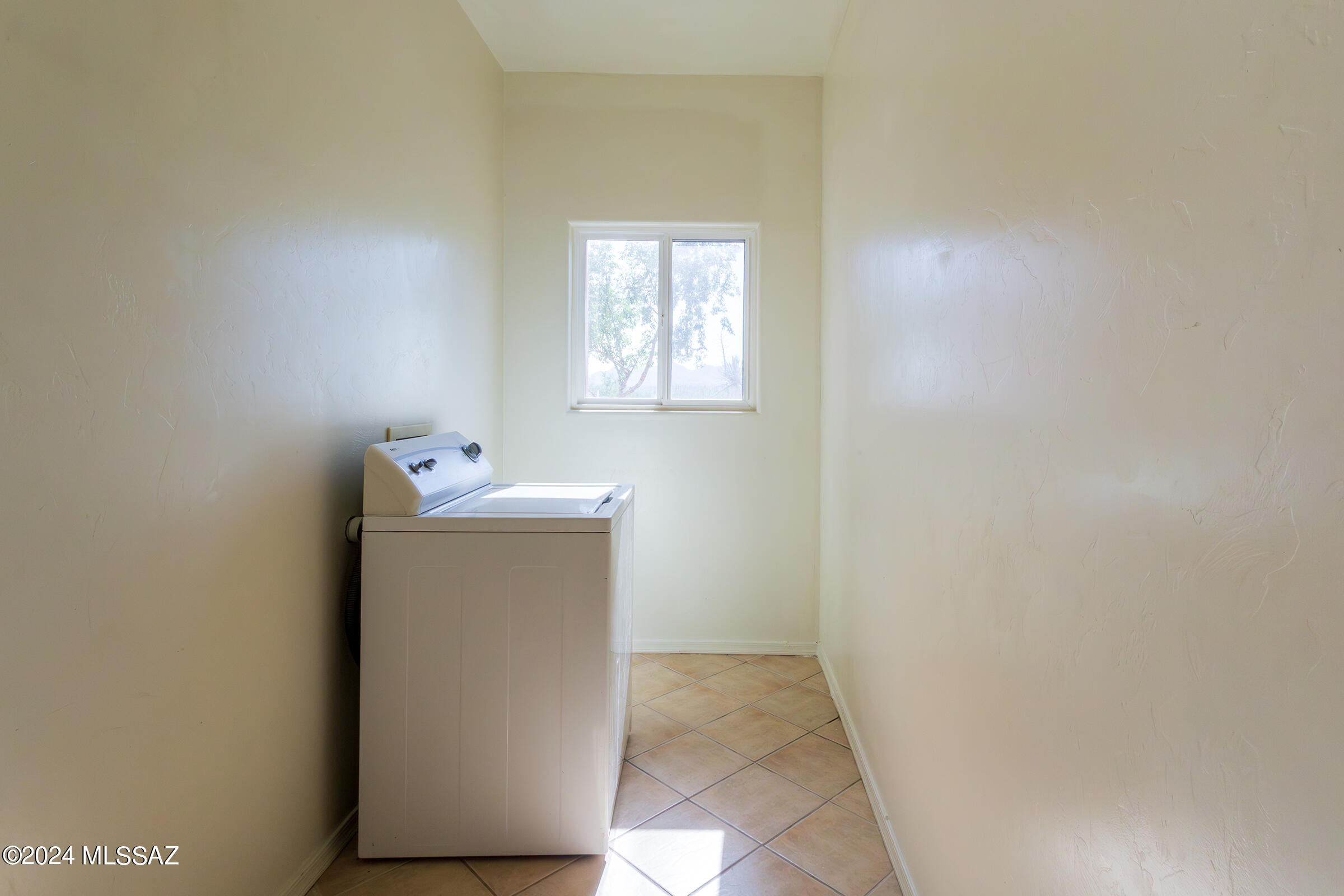 Rio Rico Ranchettes 12 - Residential Lease