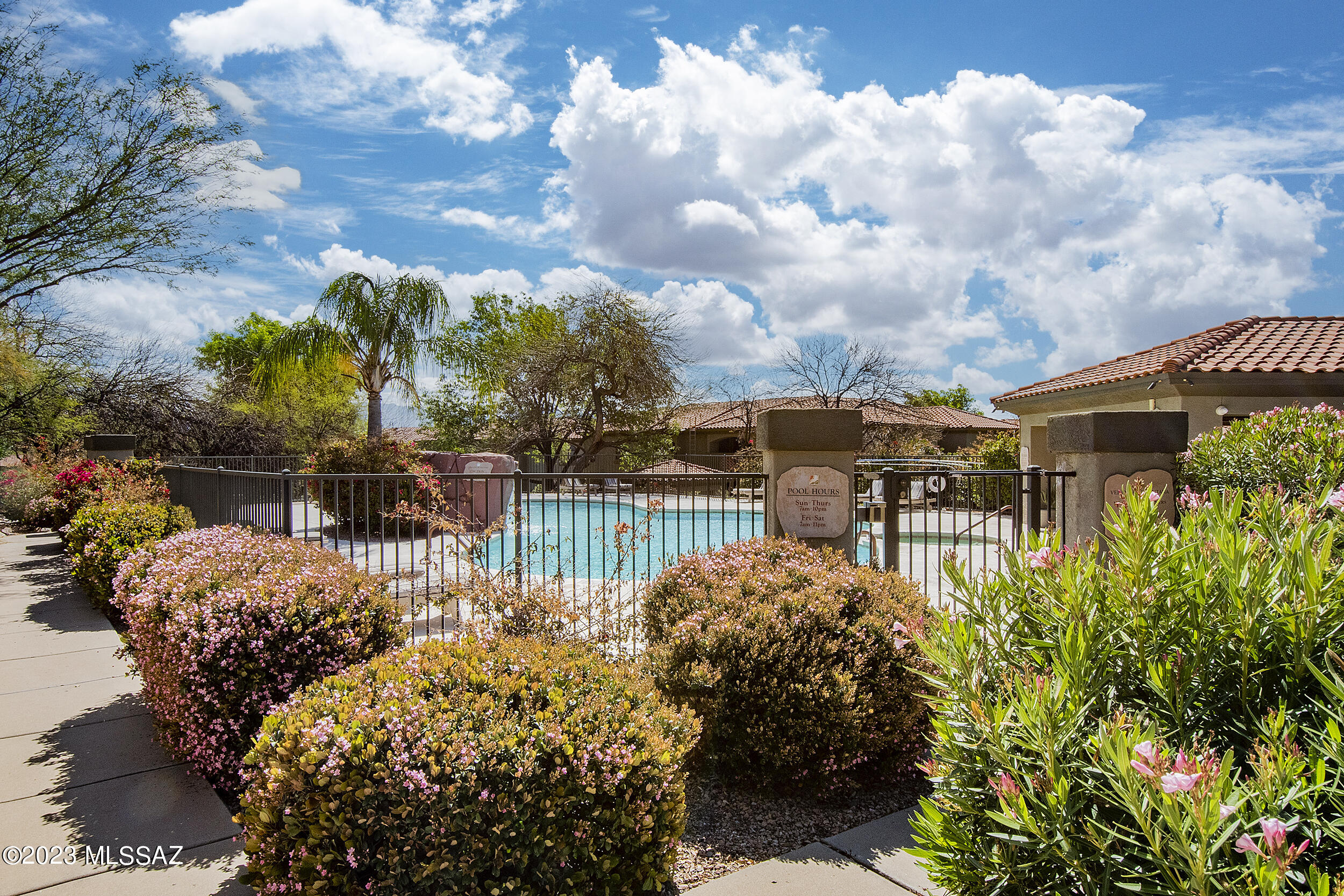 Veranda at Ventana Condominiums - Residential