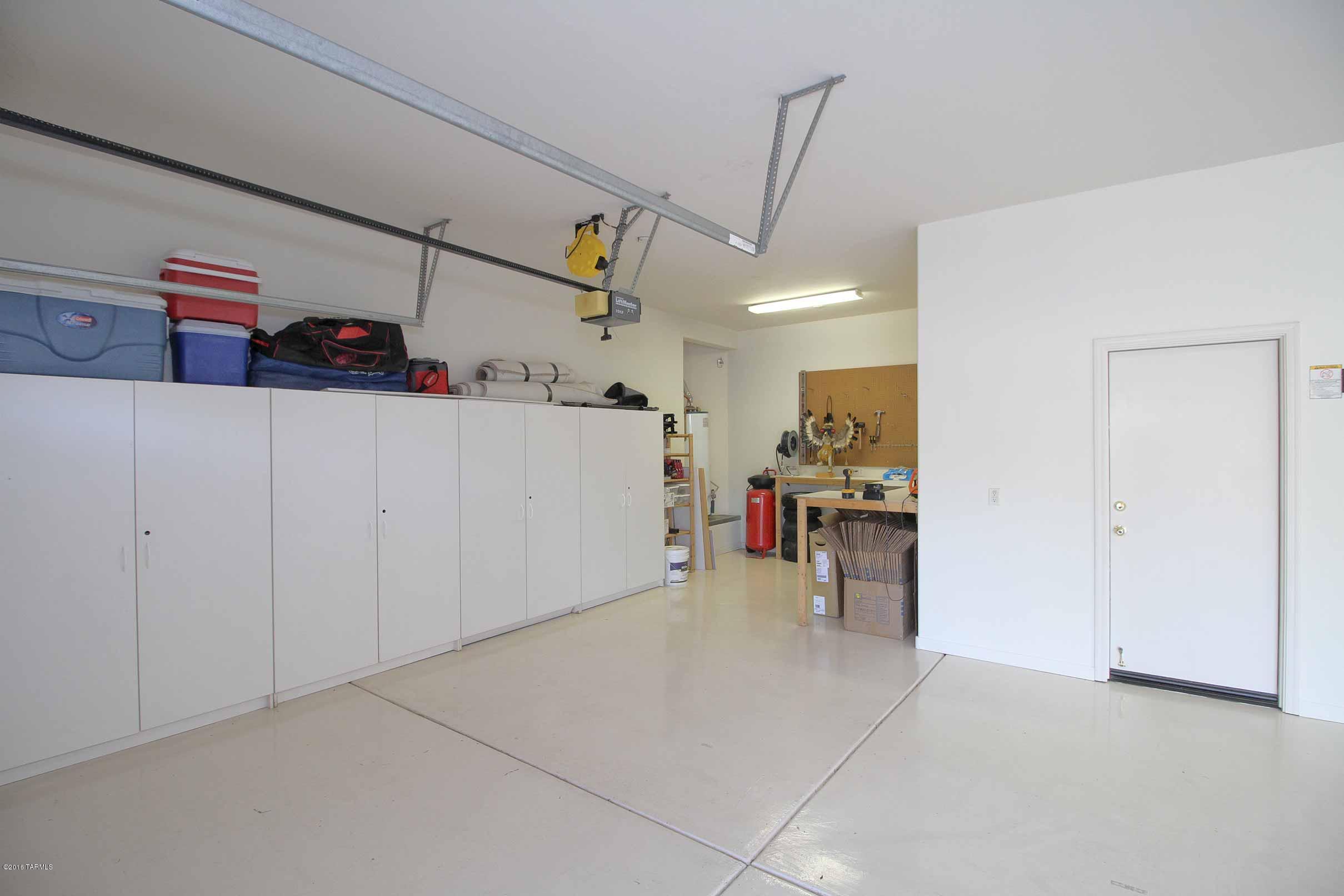 Mira Vista (1-60) - Residential