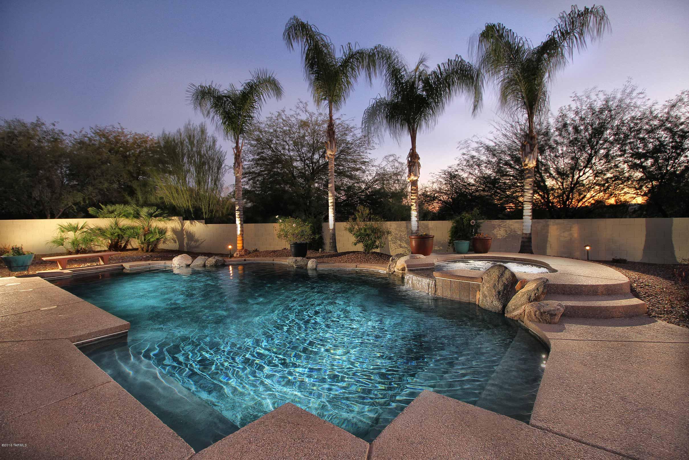 Mira Vista (1-60) - Residential