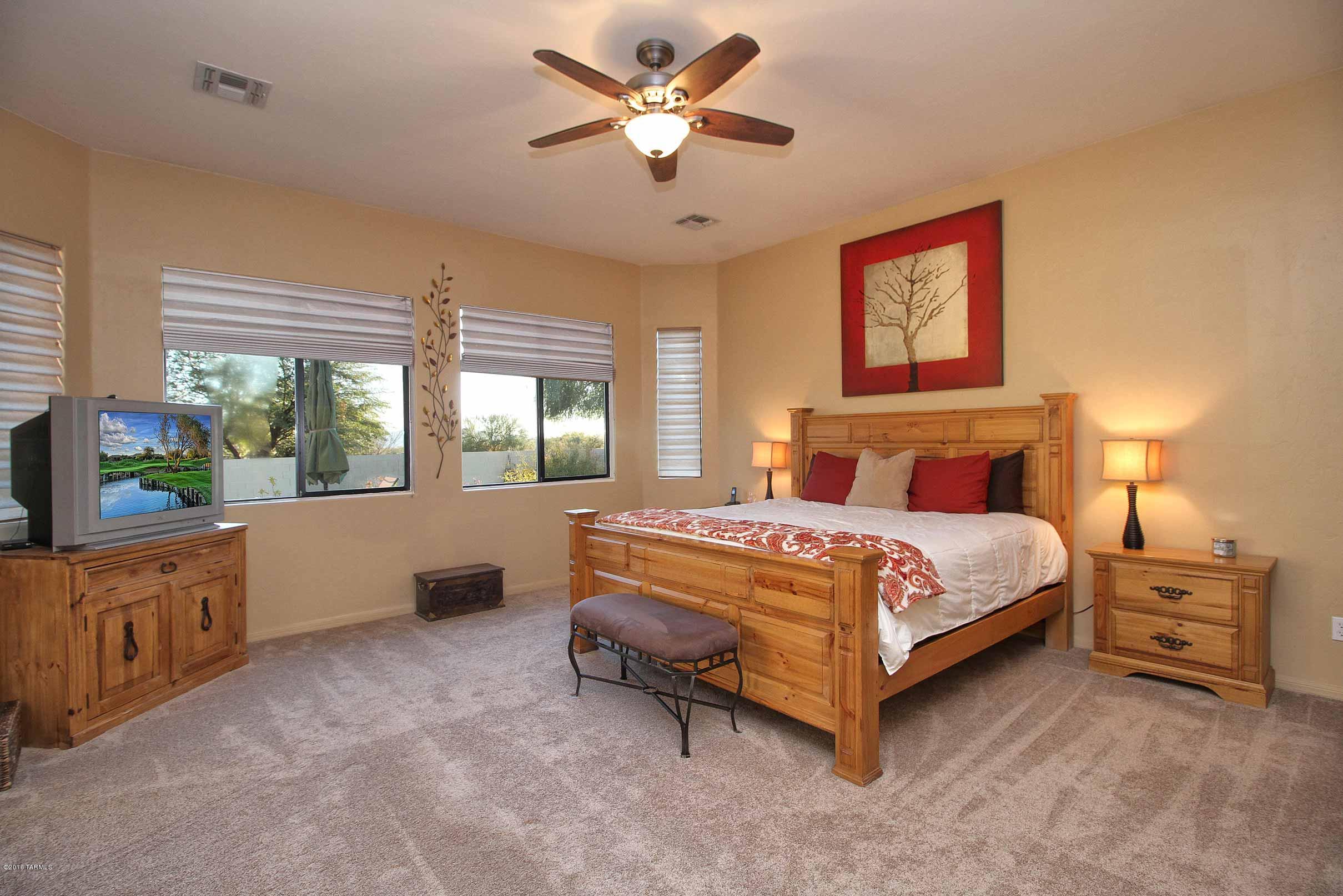 Mira Vista (1-60) - Residential