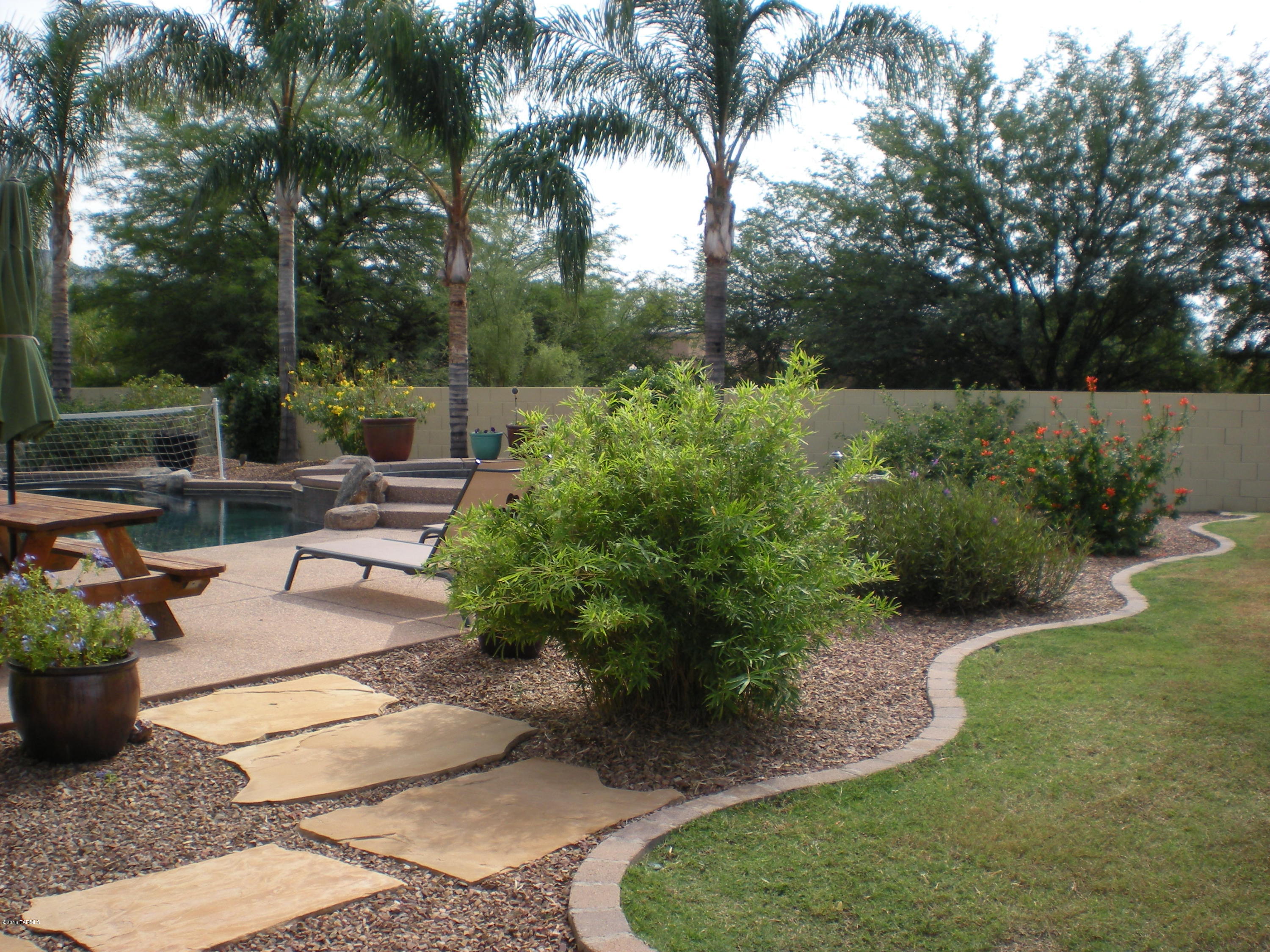 Mira Vista (1-60) - Residential
