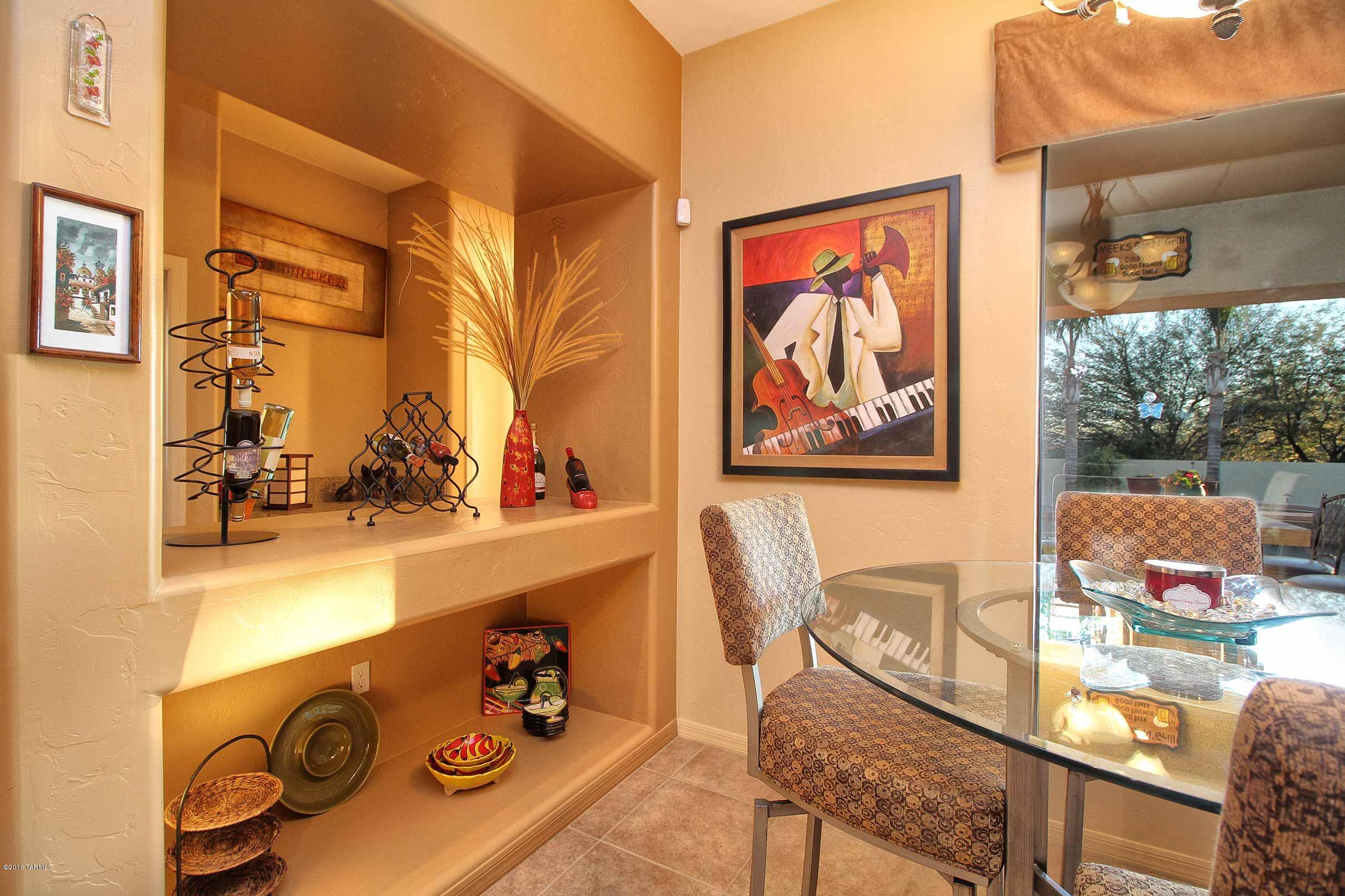 Mira Vista (1-60) - Residential