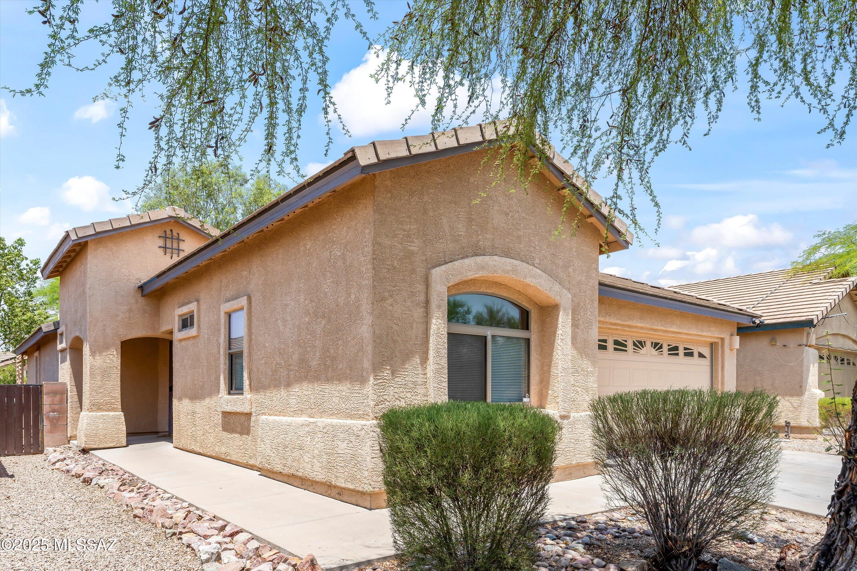 4001 E Shadow Branch Drive