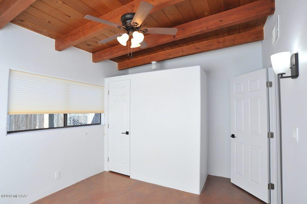 Jefferson Park - Residential Lease
