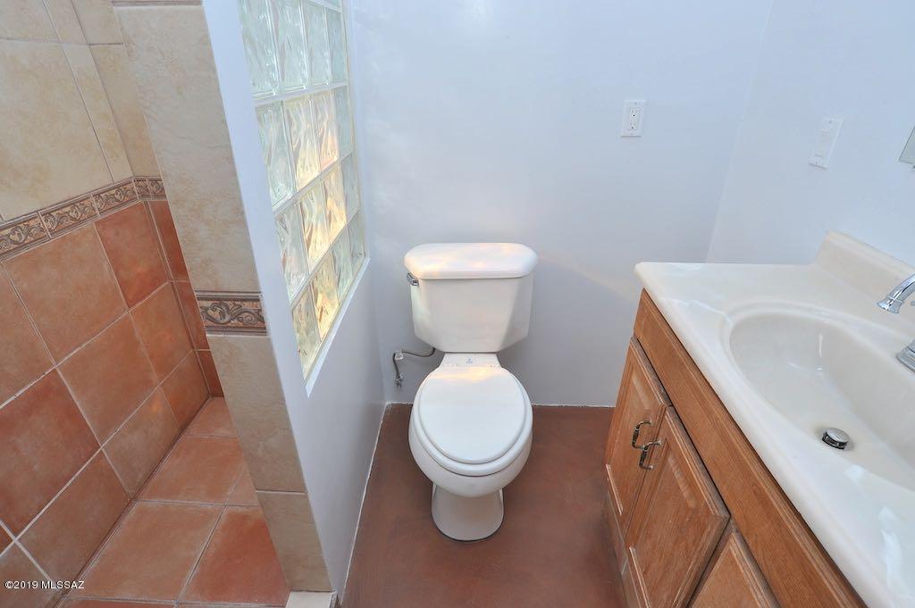 Jefferson Park - Residential Lease