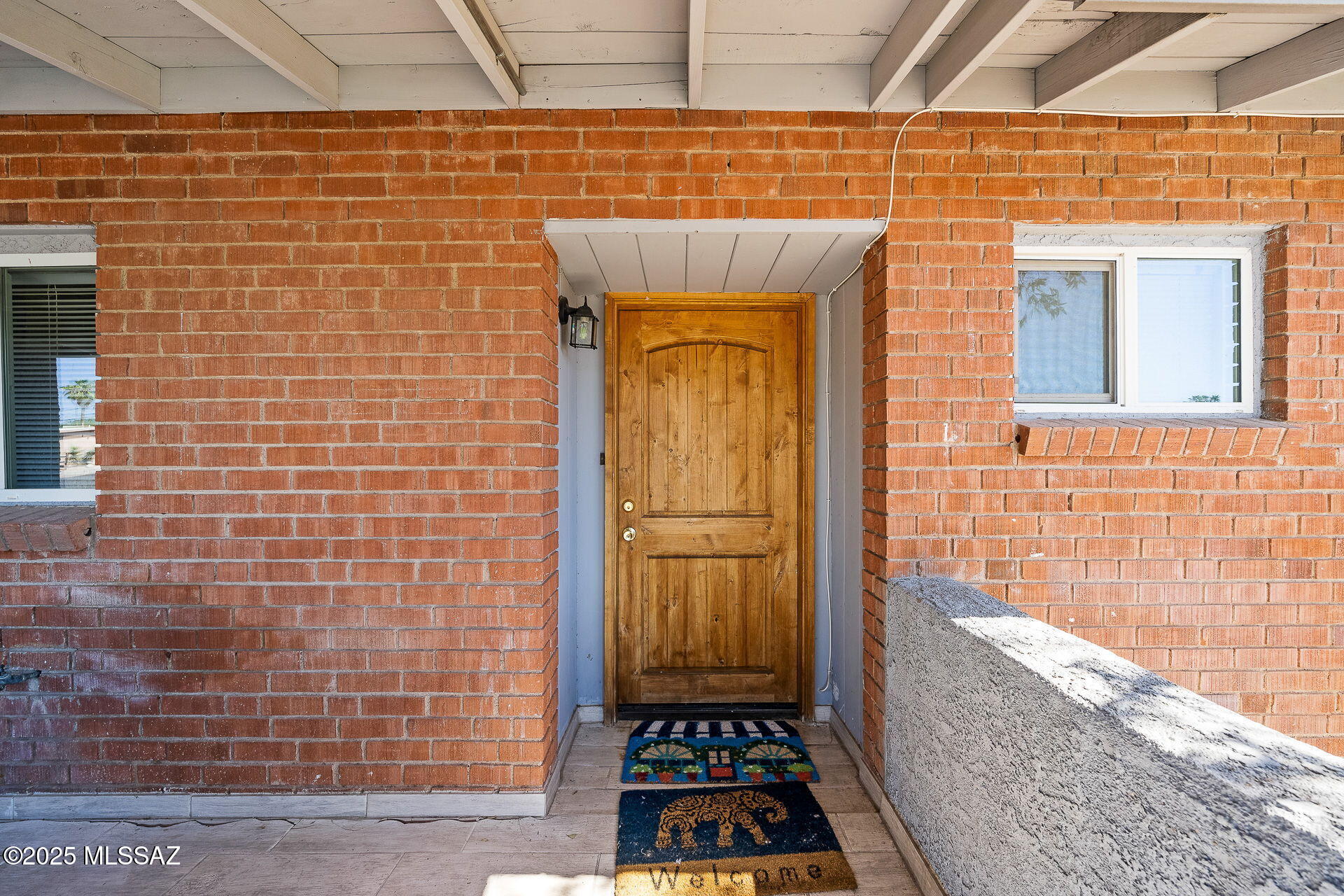 6219 E Rosewood Street