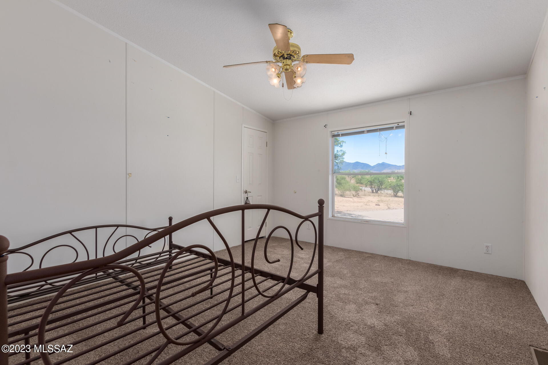 J - Six Ranchettes Unit NO. 6 (1-204) - Residential