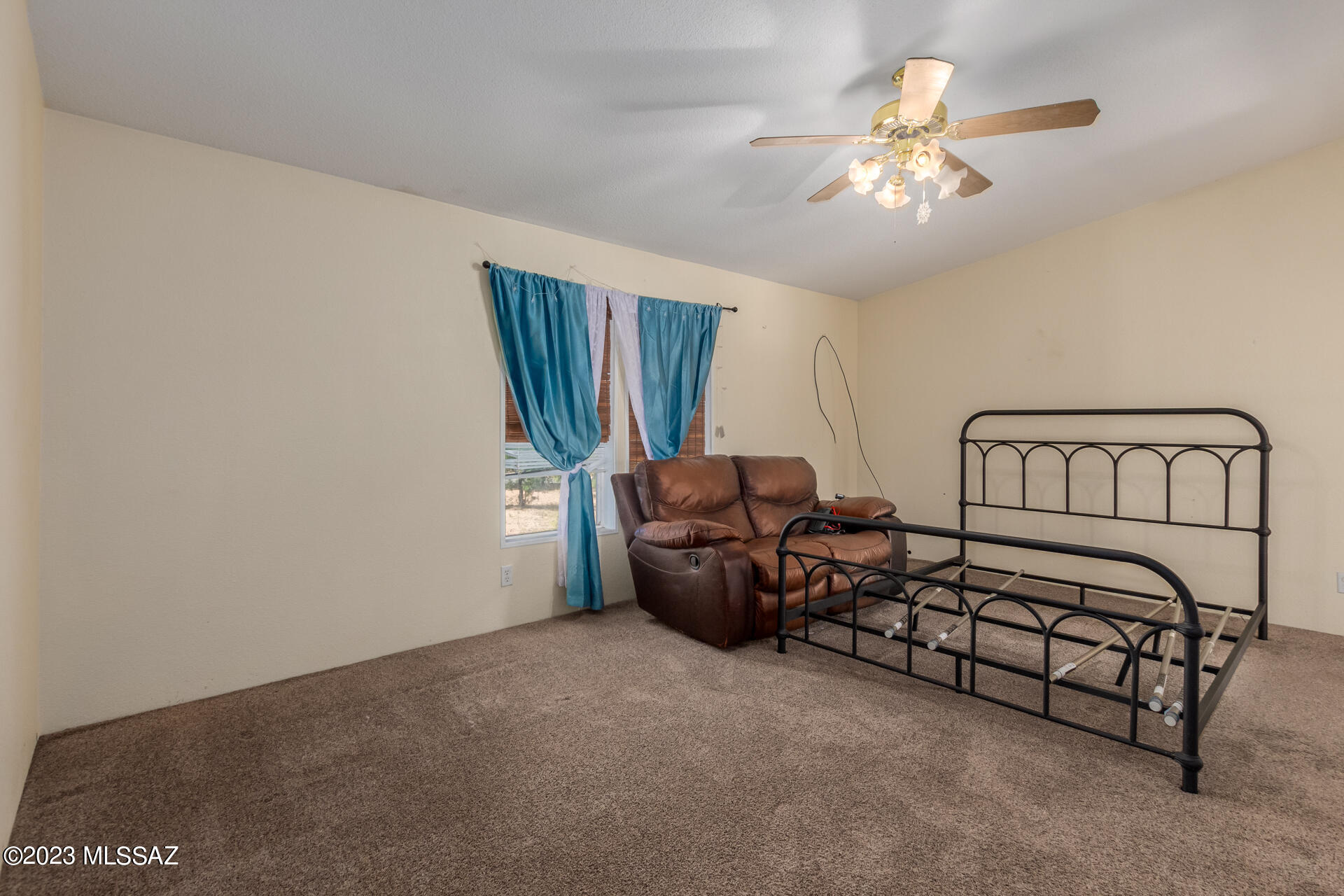 J - Six Ranchettes Unit NO. 6 (1-204) - Residential