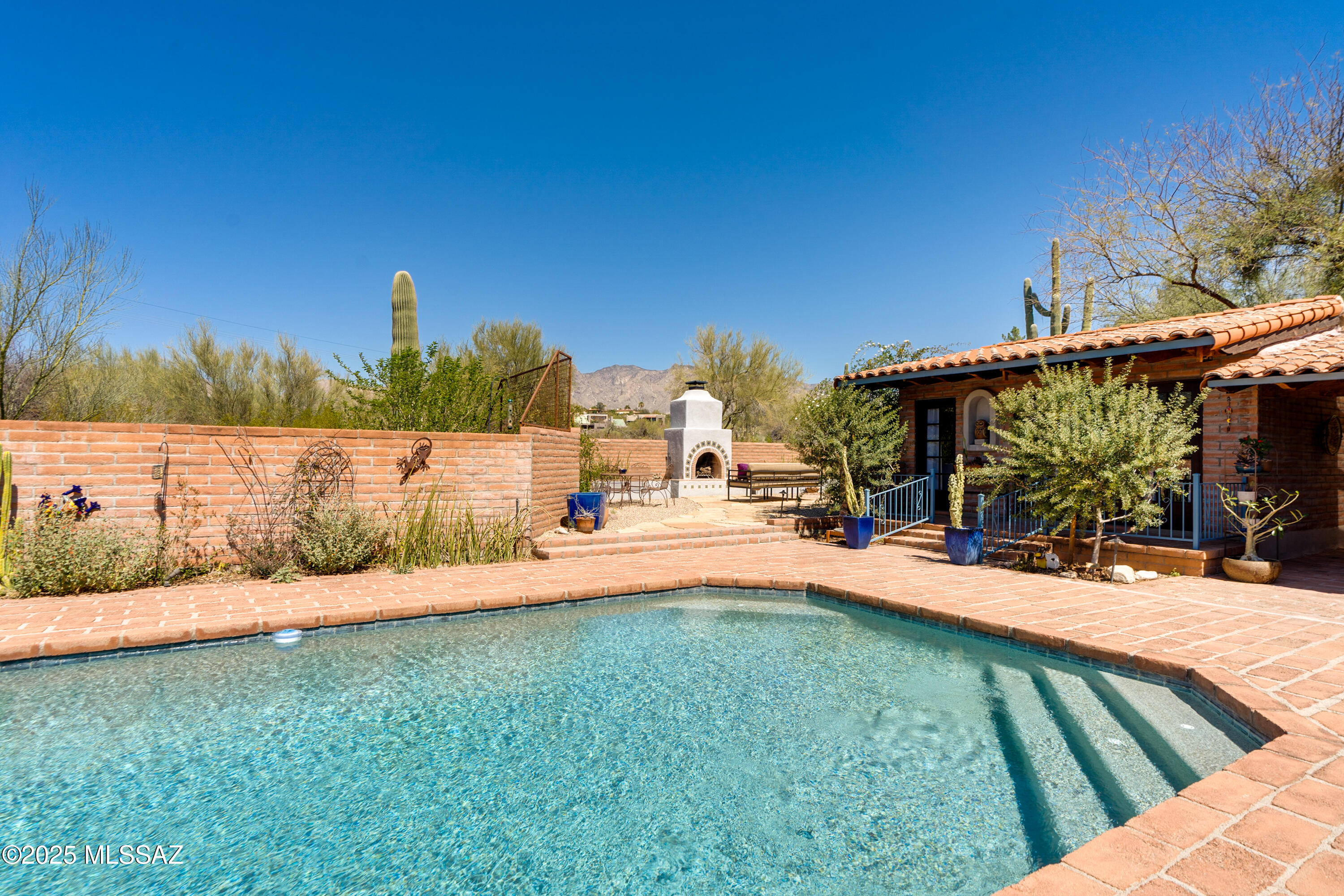 Catalina Foothills Estates NO. 2 - Residential