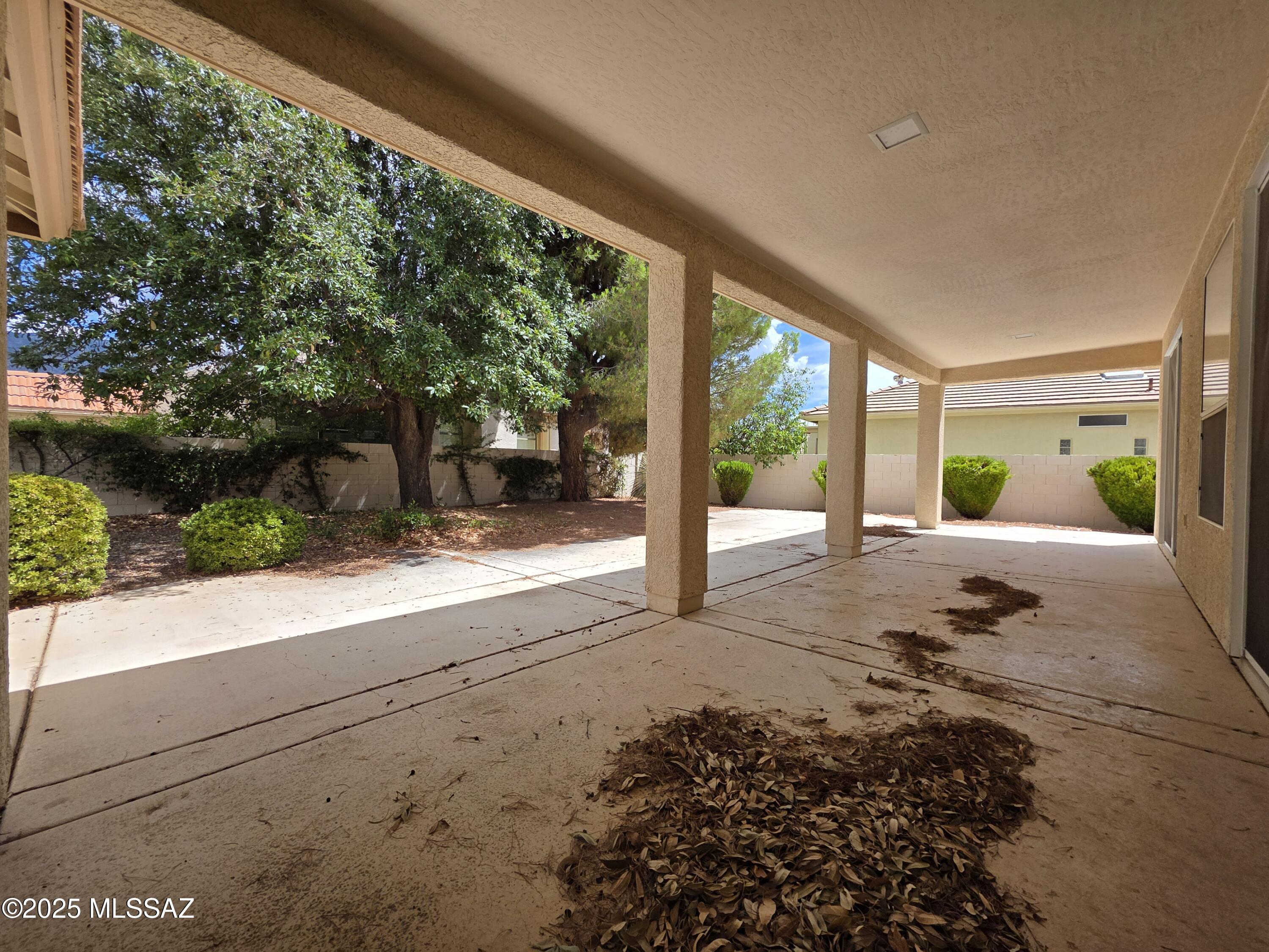 38445 S Golf Course Drive