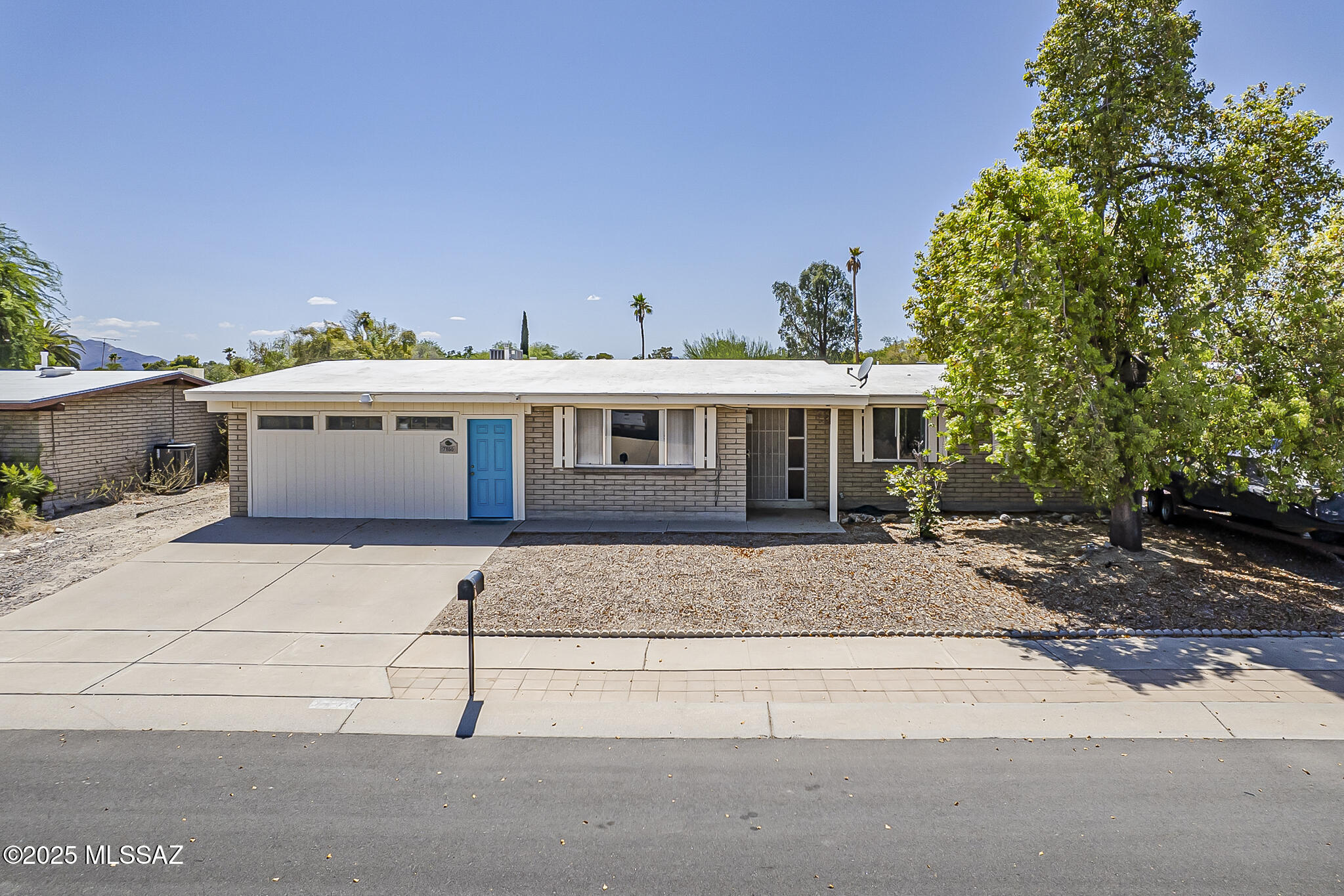 7855 N John Paul Jones