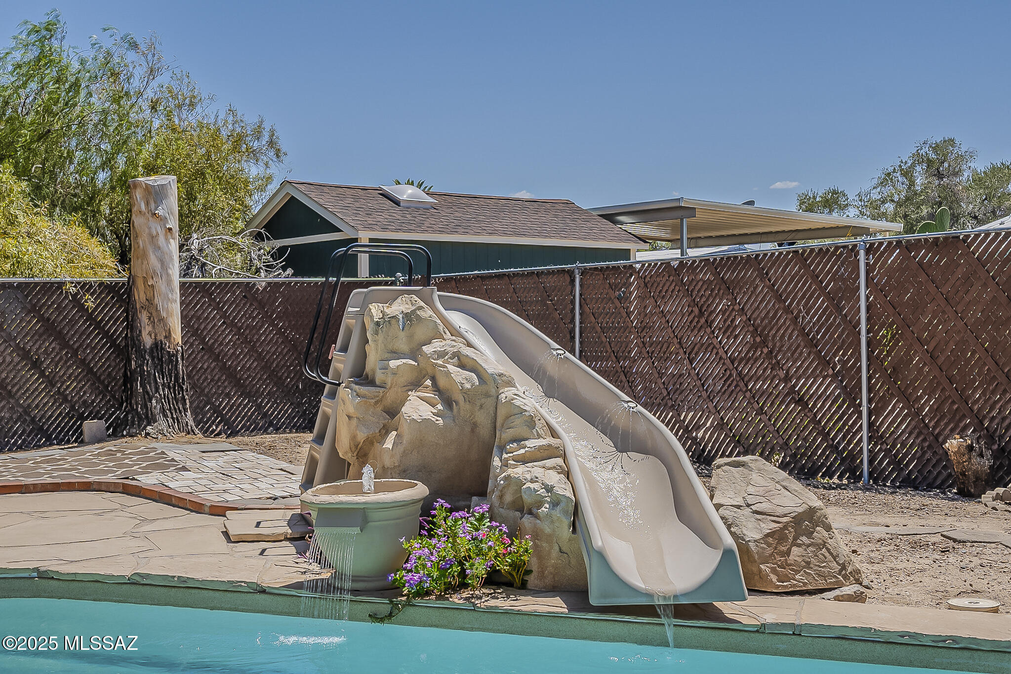 7855 N John Paul Jones