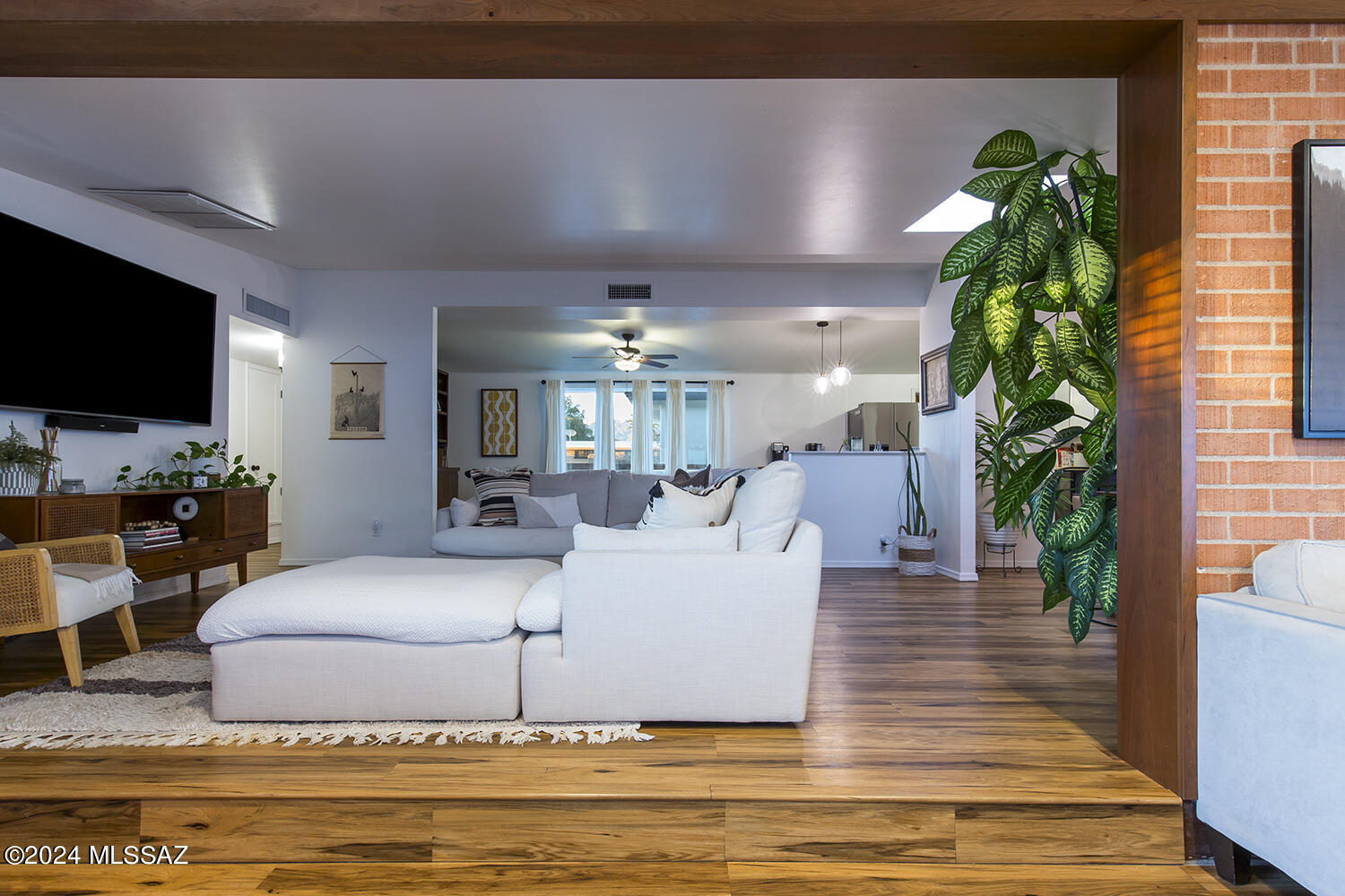 Longview Estates (194-470) - Residential