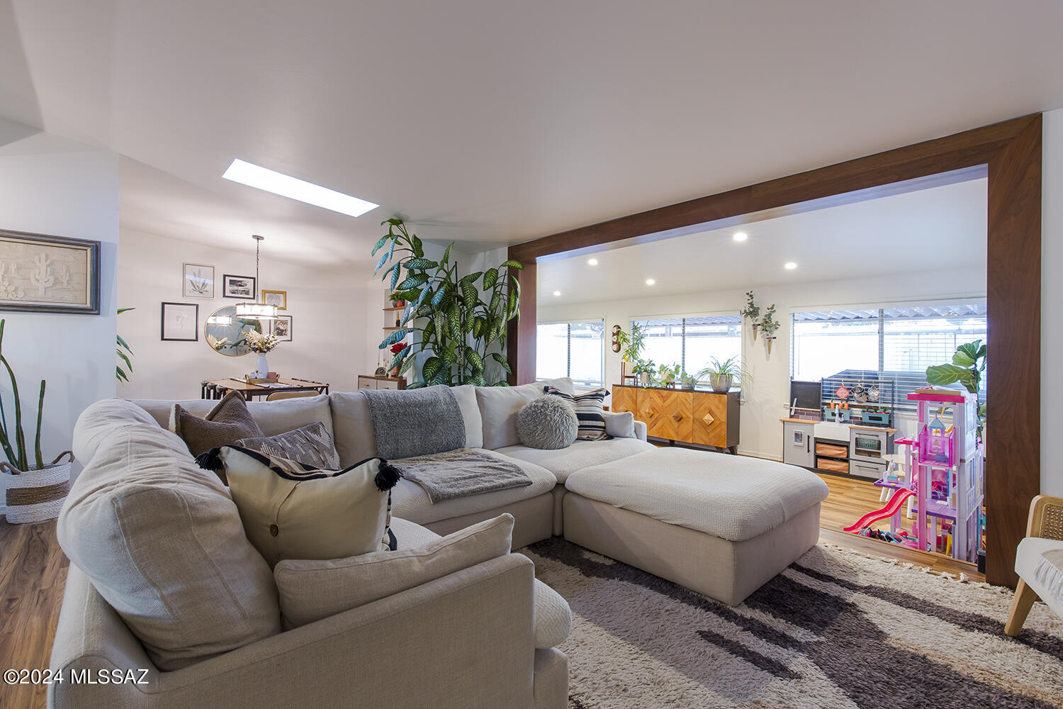 Longview Estates (194-470) - Residential